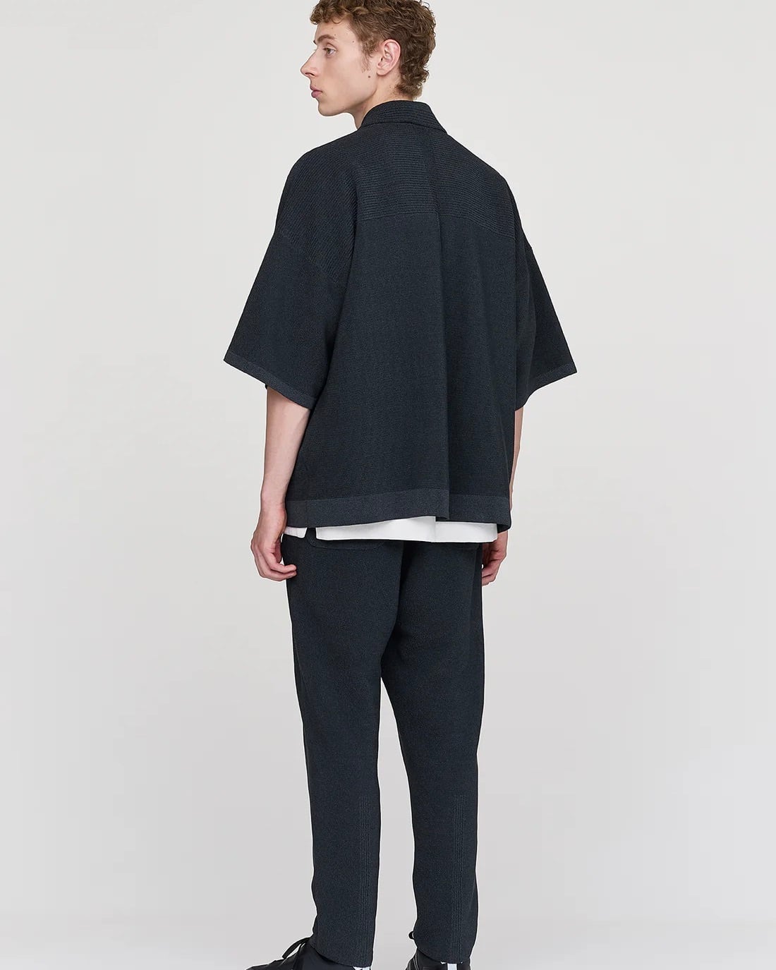 CFCL WASHI SHORT SLEEVE TEE SHIRT サイズ3 CFCL】WASHI SHORT SLEEVE SHIRT BLACK | idealclasse