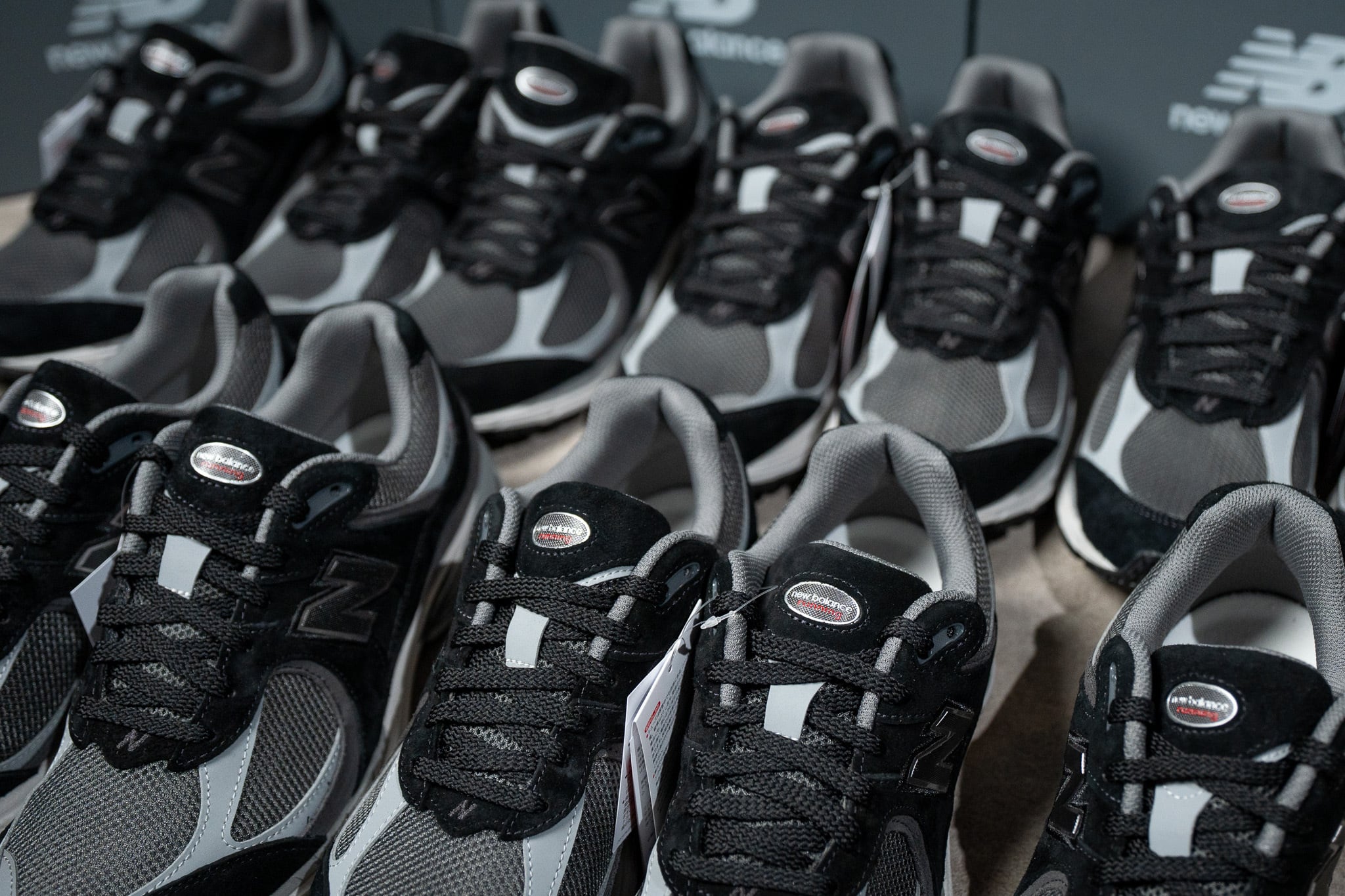 New Balance】U2002RC 