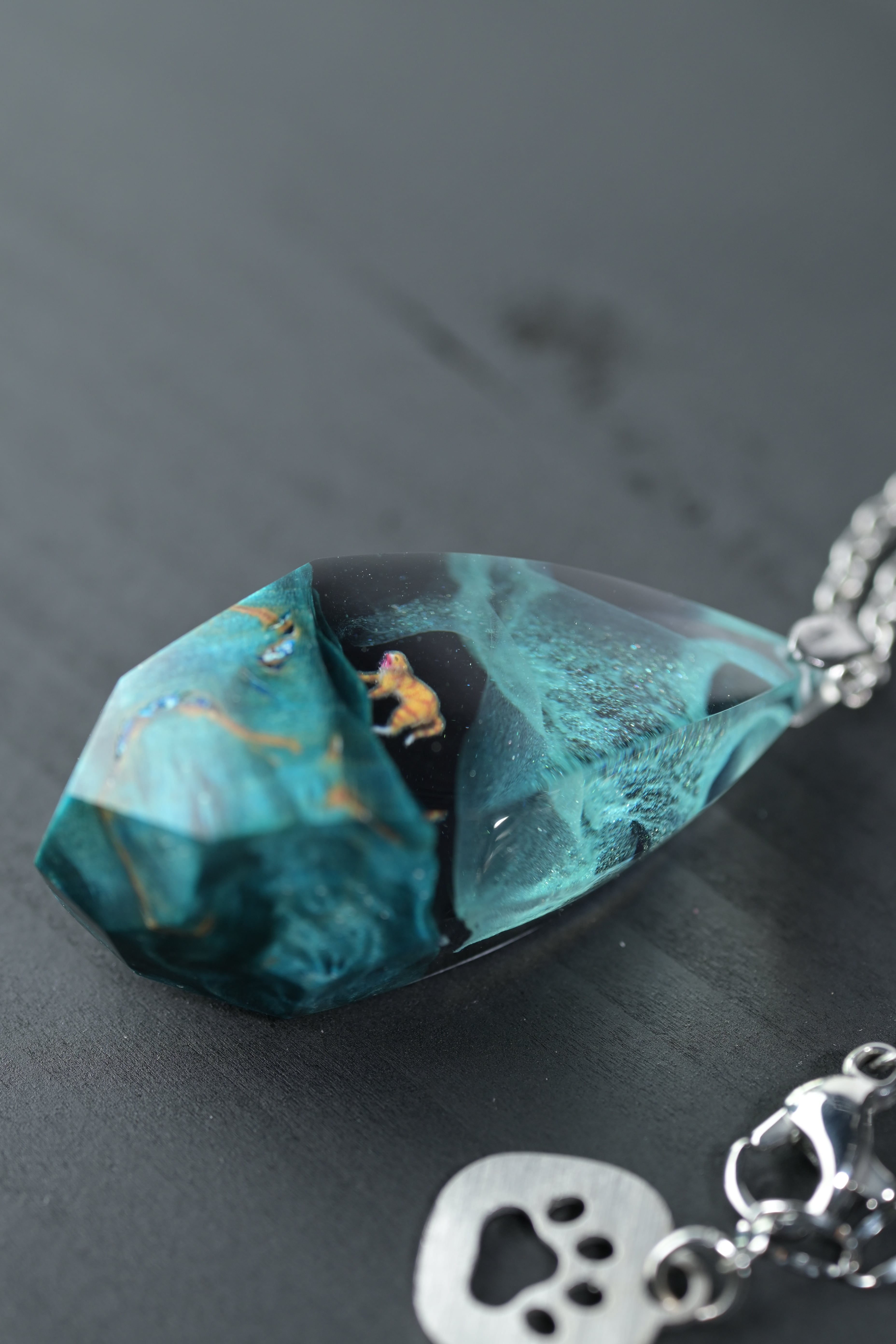 ねこの瞳のネックレス「頑張れ！て感じの宝石」 | ねこの幸福屋|木と