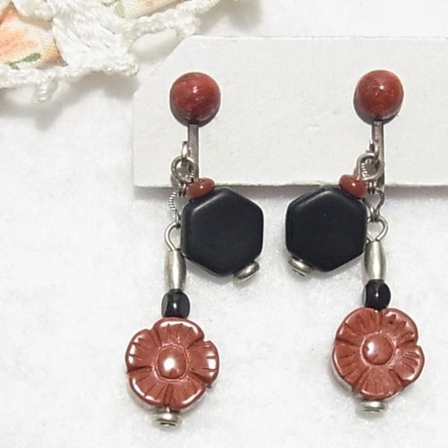 天然石の下がるイヤリング　コスチュームジュエリーのセール通販　7794E