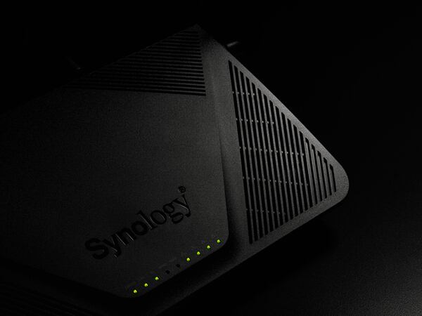 Synology RT2600ac 高機能　WIFI ルーター Synology RT2600ac High-Speed Wireless Wi-Fi Router