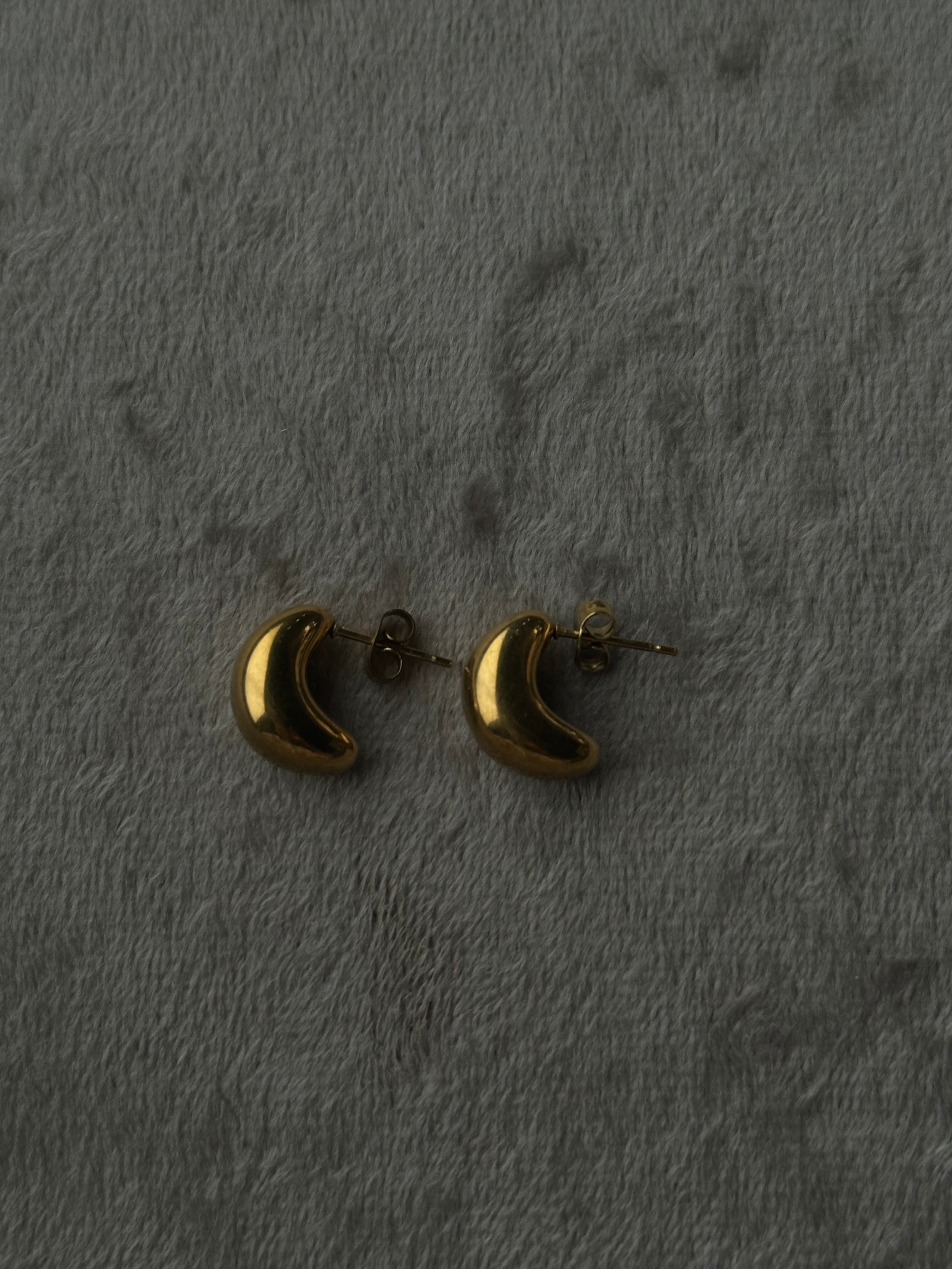 gold mini pierce