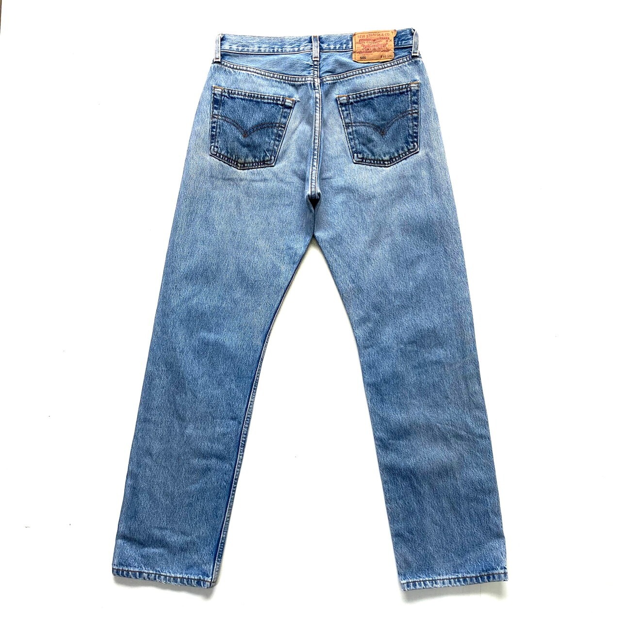ハンガリー製 Levi