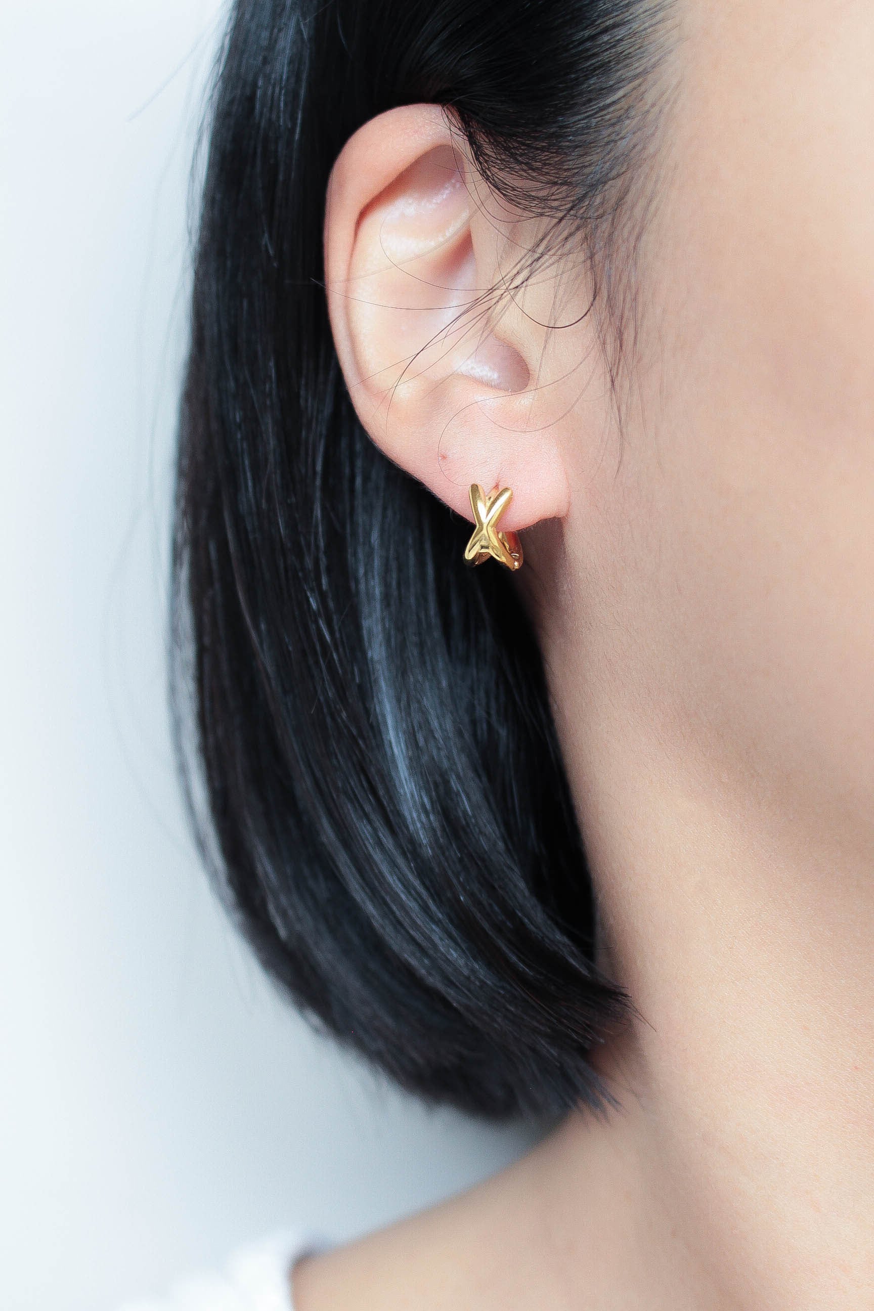 6/3(wed)再販 Twist Line Hoop Pierce | ebine(エビネ)|金属アレルギー