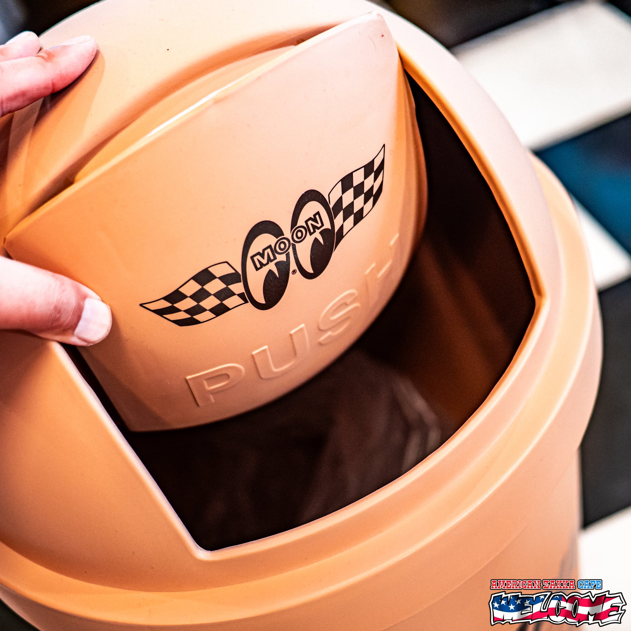 ムーンアイズ 45L ダストボックス(ベージュ) アメリカン雑貨