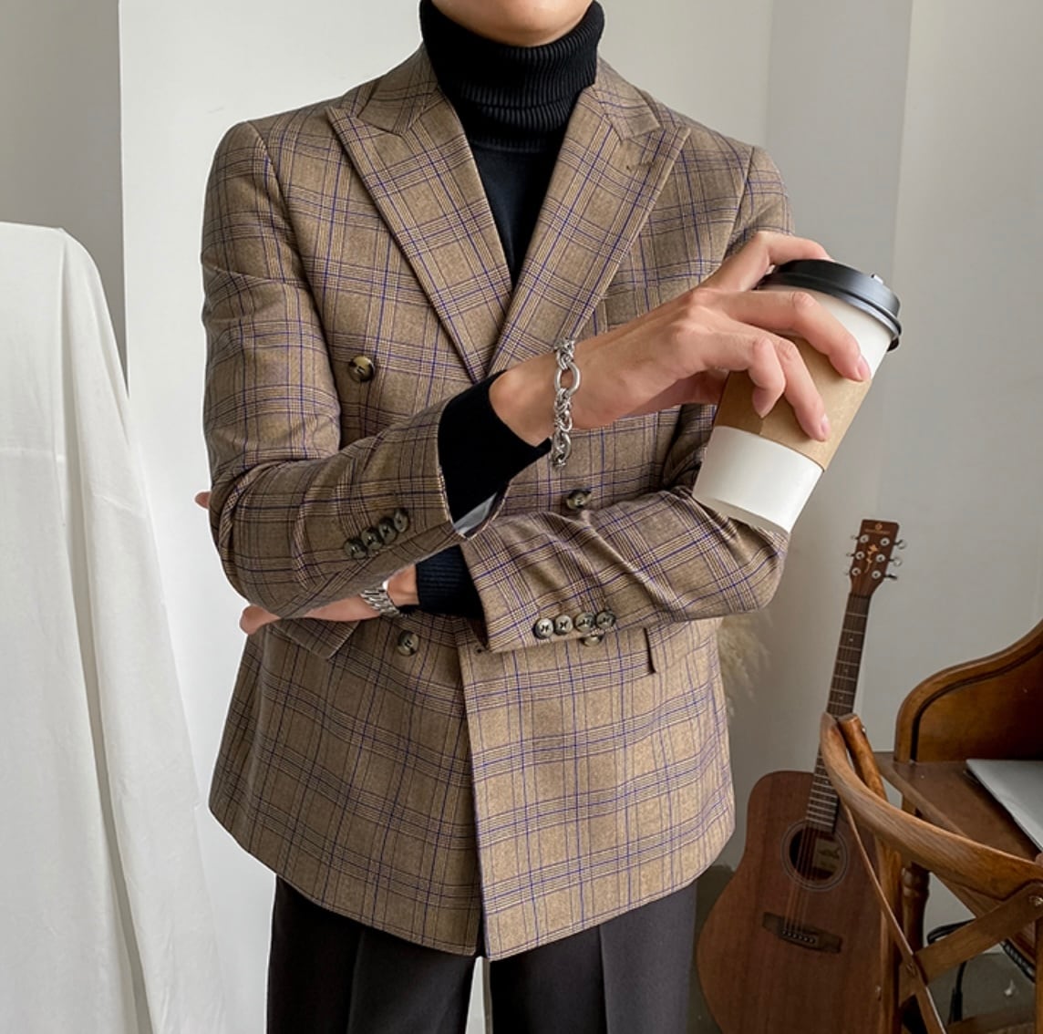 ブラウンチェック柄ピークドラペルダブルジャケット | Buona Vita