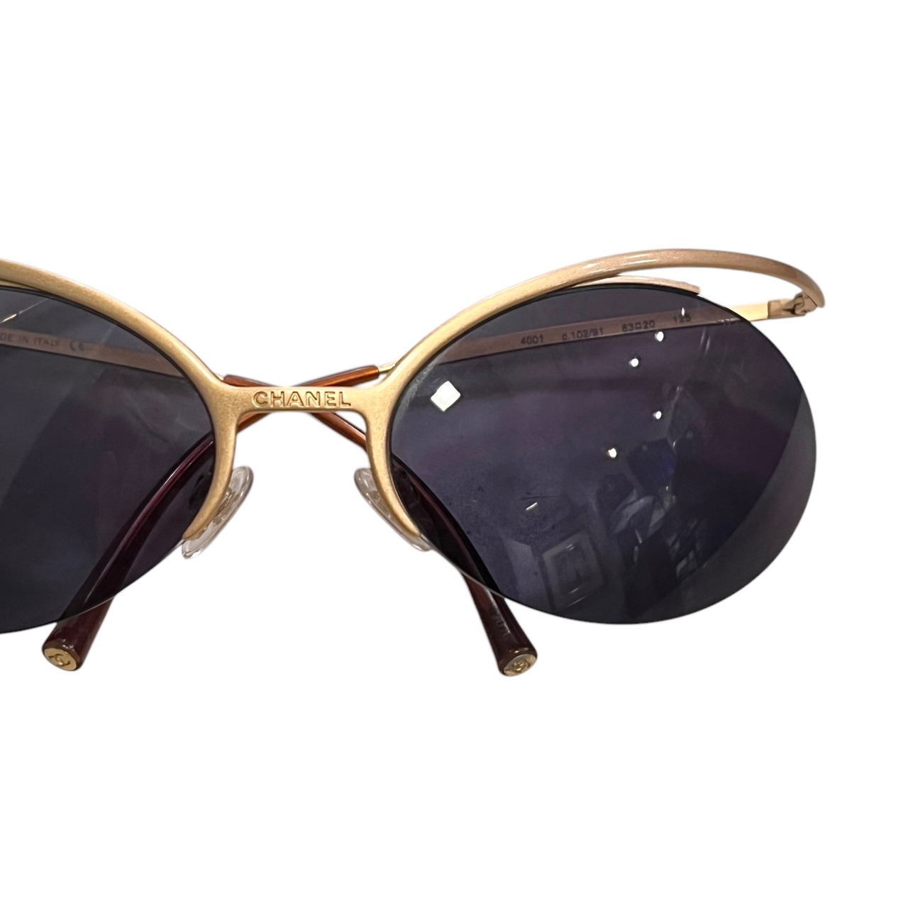 CHANEL unusual design oval lens sunglasses