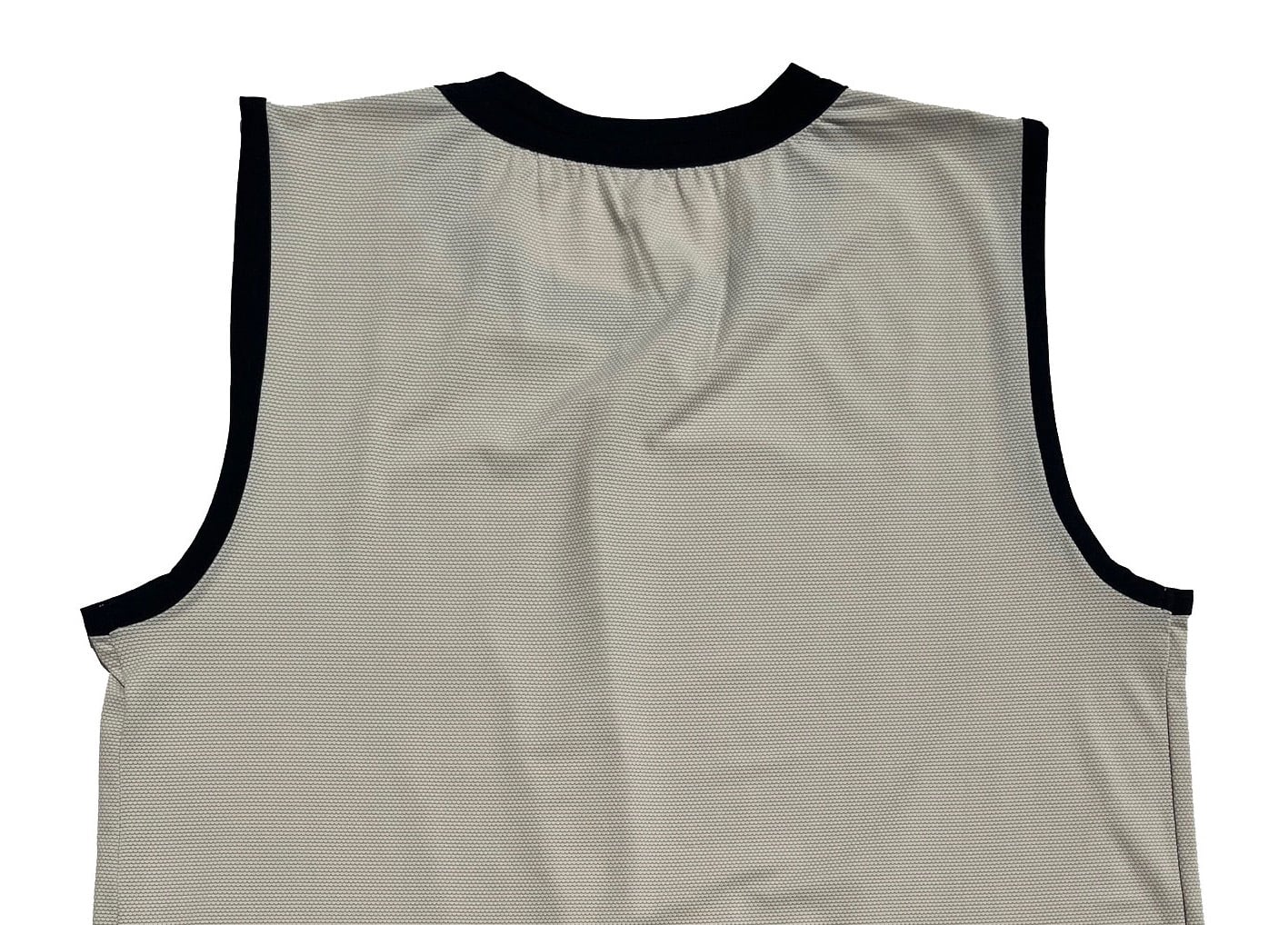 BUDO(ブドー) Mountain Pass top Sleeve_Less Off white | play