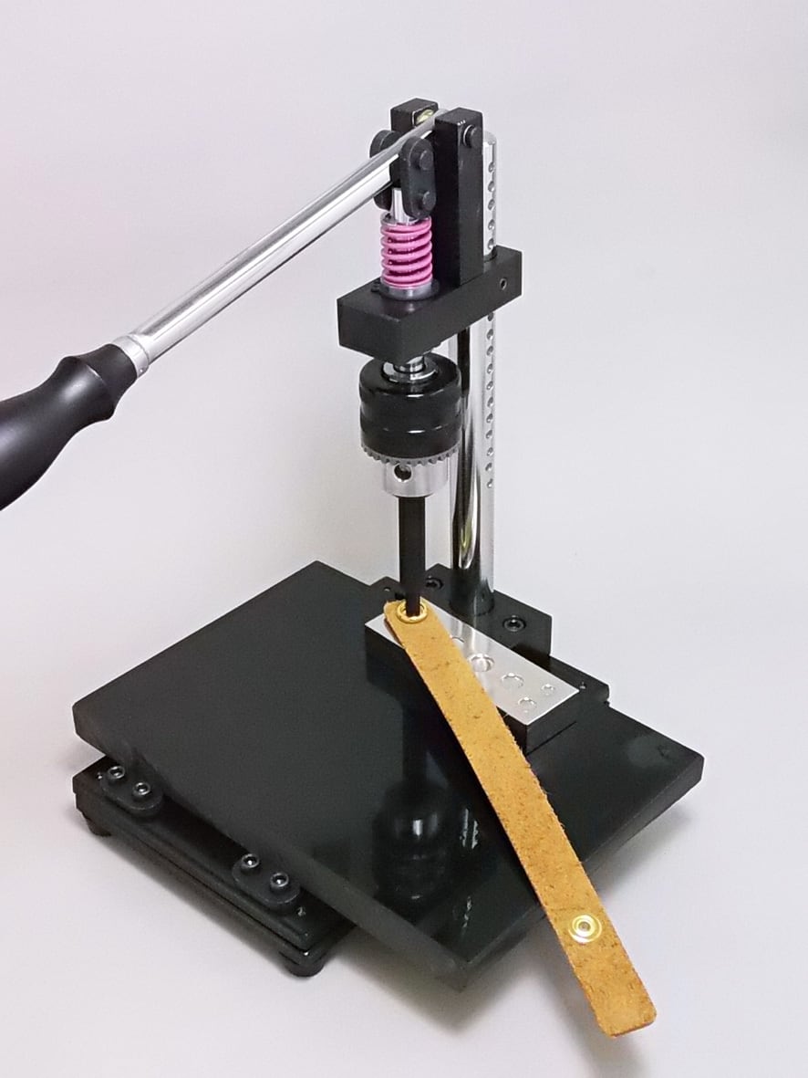 ハンディプレス機 【協進エル社製】 | and leather 【初心者～中級者の