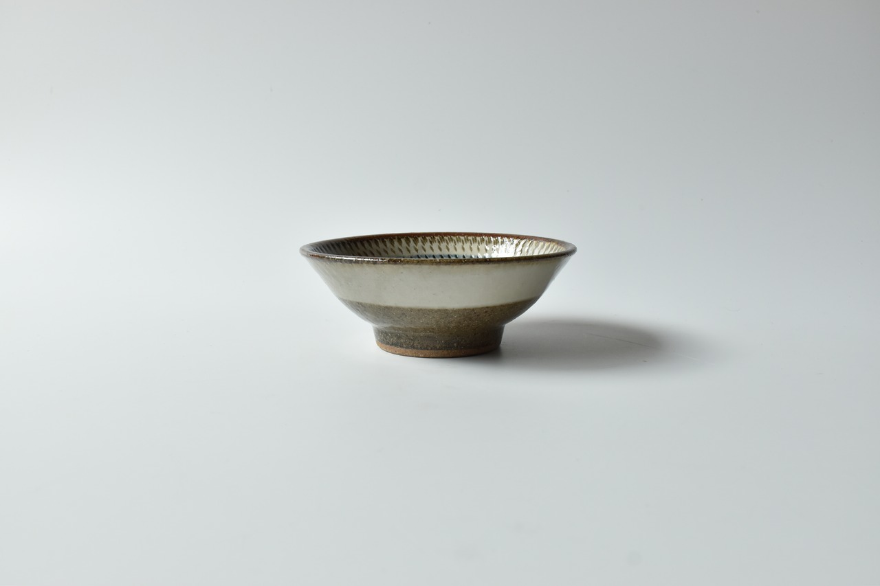 小代焼ふもと窯 / 井上尚之 :  5寸鉢 とびかんな