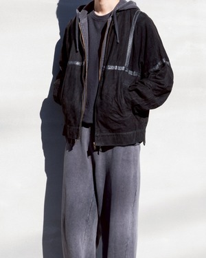 black suede stand collar jacket / punched leather switching & smooth leather piping