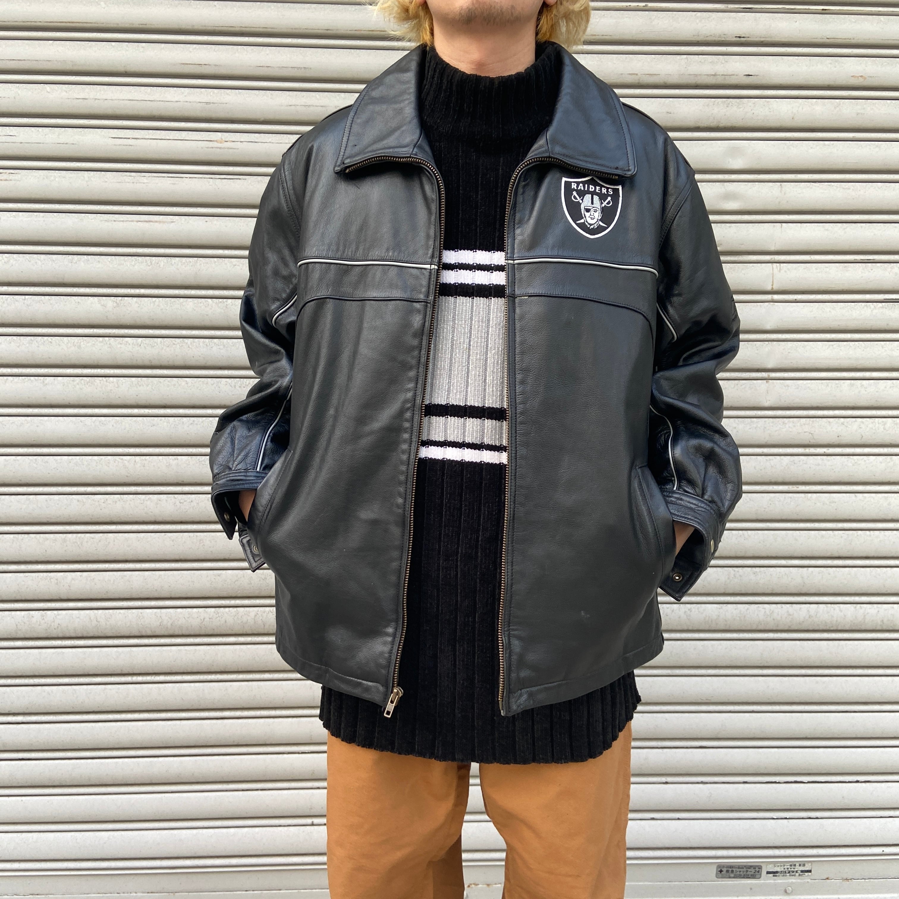 送料無料』RAIDERS レイダース レザージャケット NFL M 黒 リーボック 