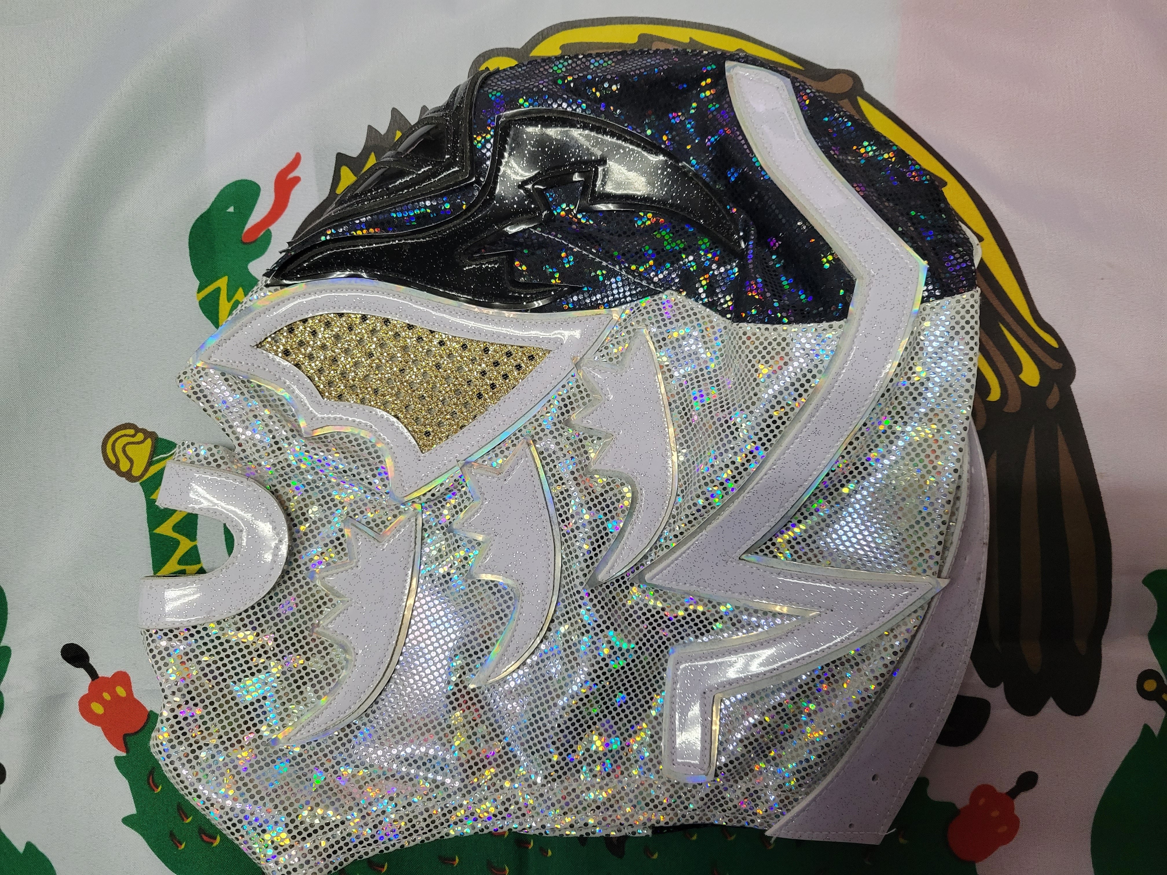 メキシコ直輸入!ハイグレードマスク ラ・ソンブラ | みちのくプロレス  