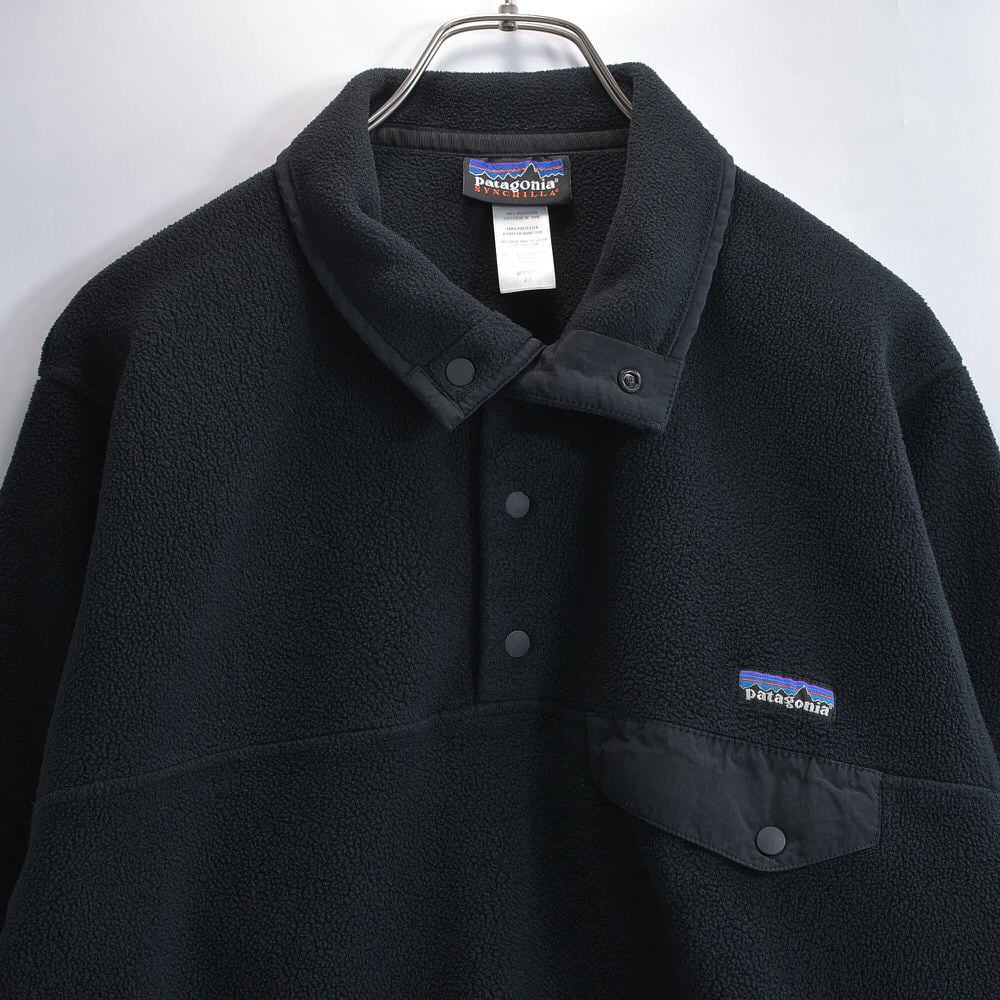 Patagonia パタゴニア 25450FA11 SYNCHILLA シンチラ スナップT フリース プルオーバー ブラック アウトドア スタンドネック USA アメリカ古着 メンズXSサイズ
