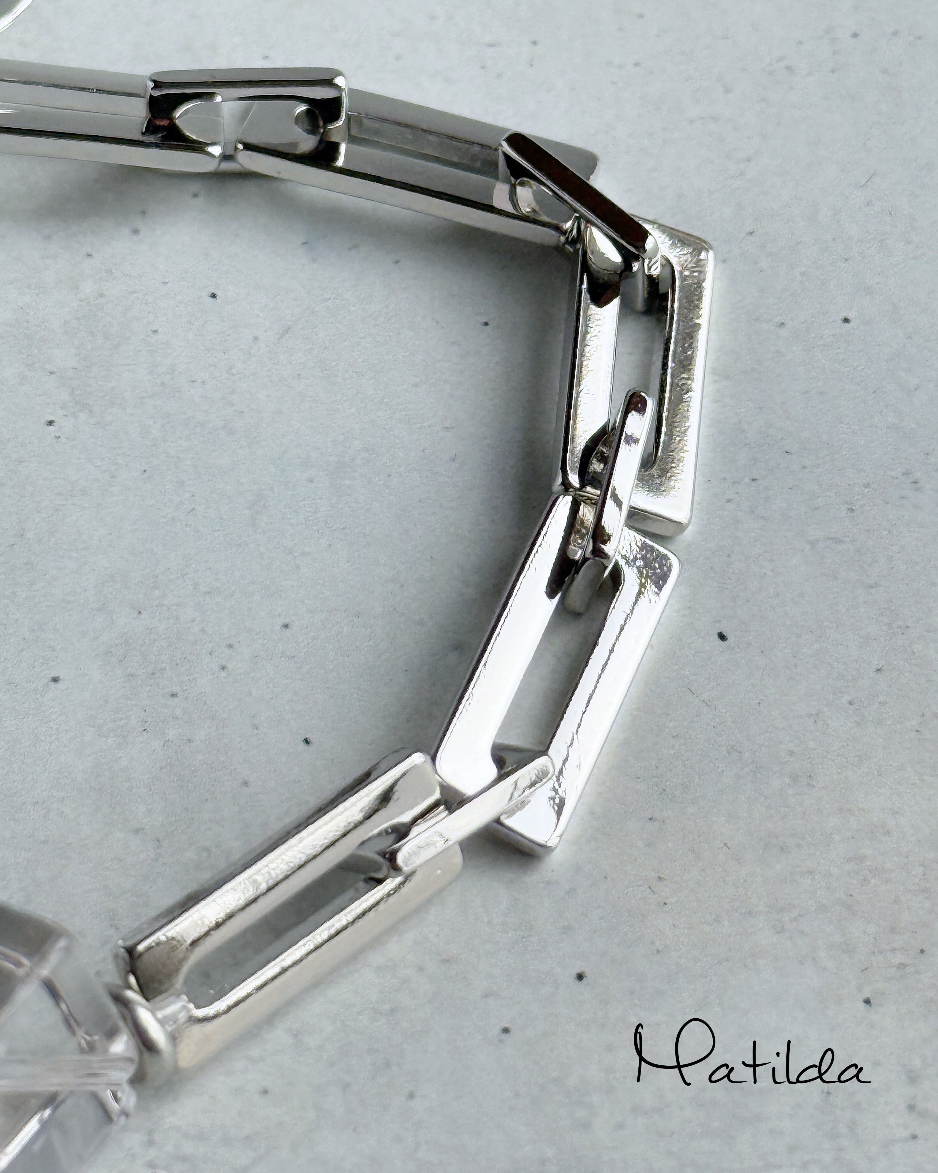 Chain & stone bracelet(キューブクォーツ)