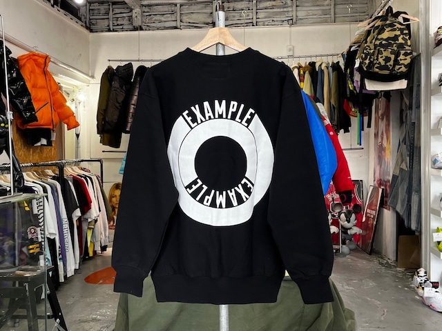 EXAMPLE ROUND LOGO CREWNECK BLACK LARGE 04094