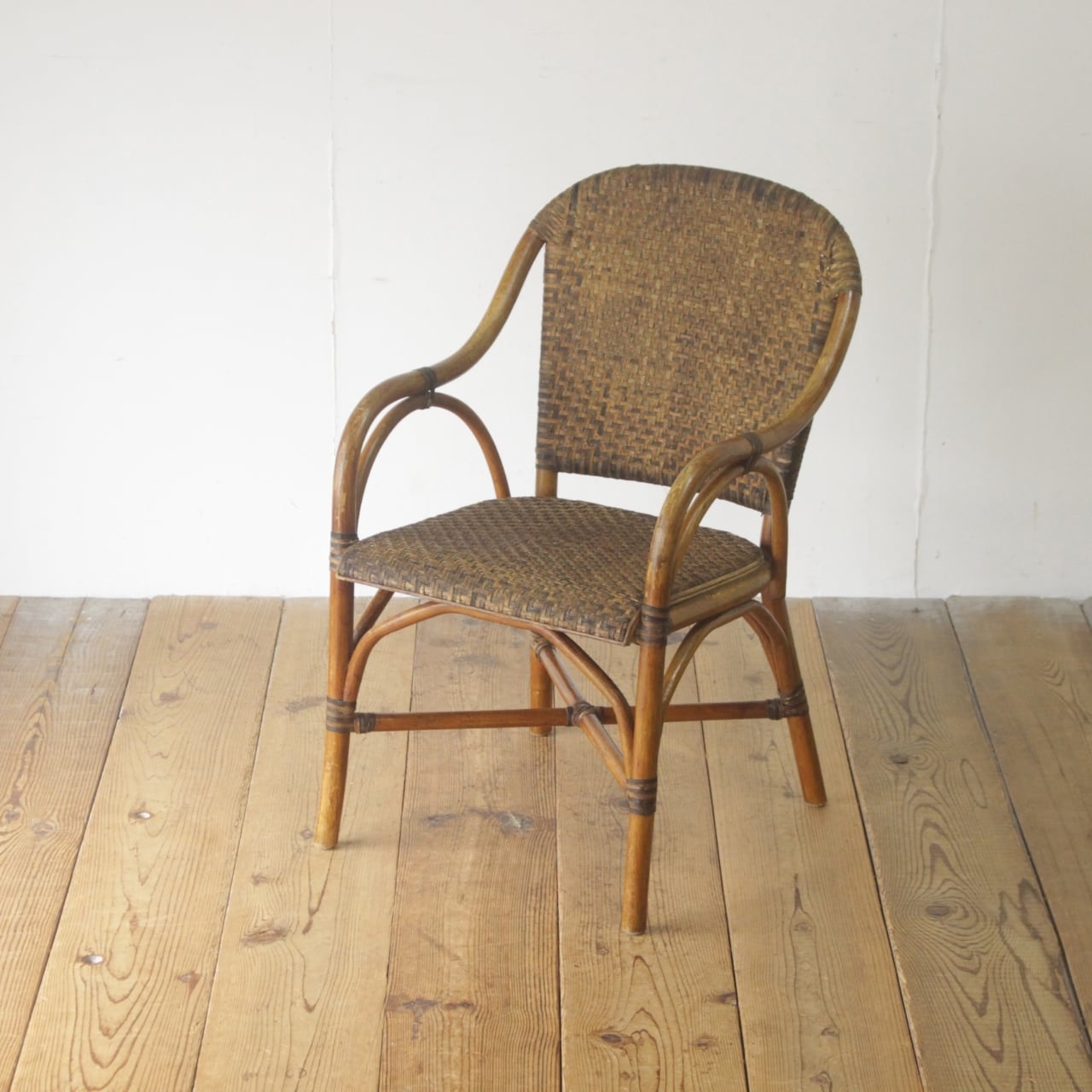 ラタン 籐家具 本革 チェア 椅子 アーム ダイニング リビング レザー ヴィンテージ 2/PDT15140
