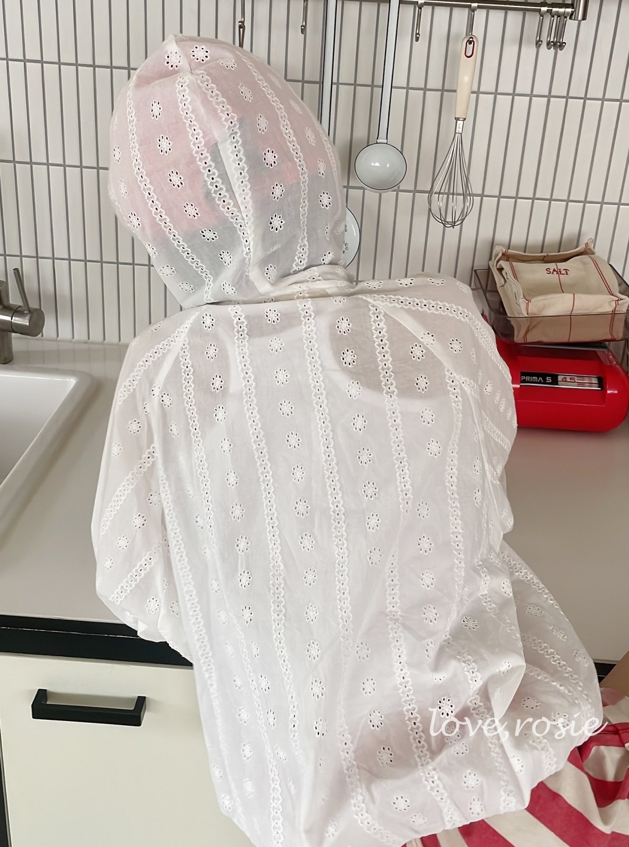 [LOVEROSIE] Punching Bonjour Zip-up top (mom) +fee6 / [러브로지] 펀칭봉쥬르집업