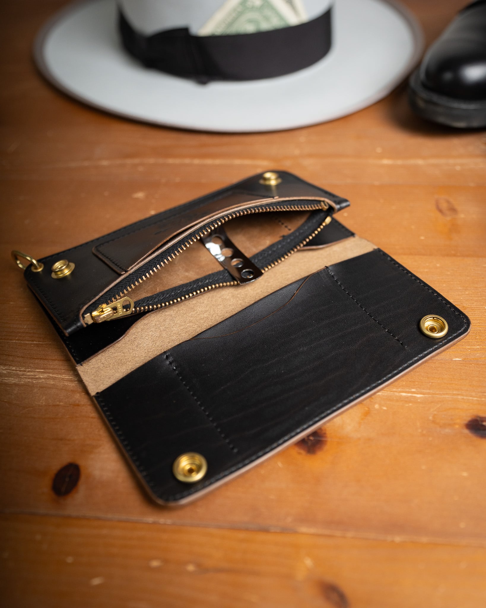 Additive and Line】Tracker Wallet TW-006 Maryam Horse Butt 2層1層