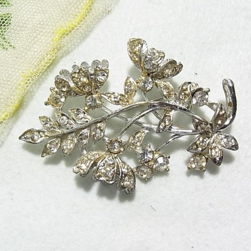 フラワーブローチ　ヴィンテージブローチのセール通販　 10730B