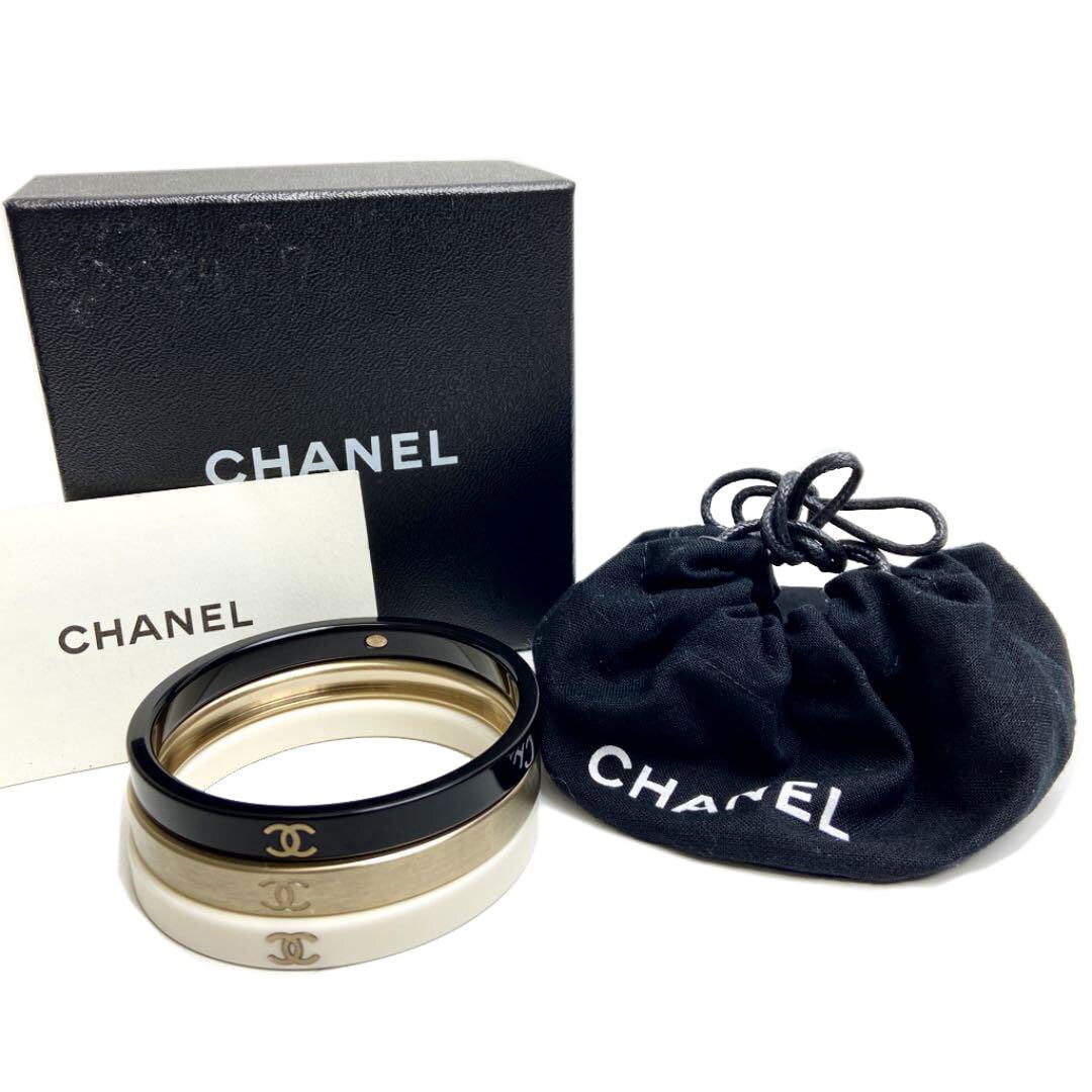 30万超本革CHANELバングル　CHANELブレスレット　シャンパンゴールド✨