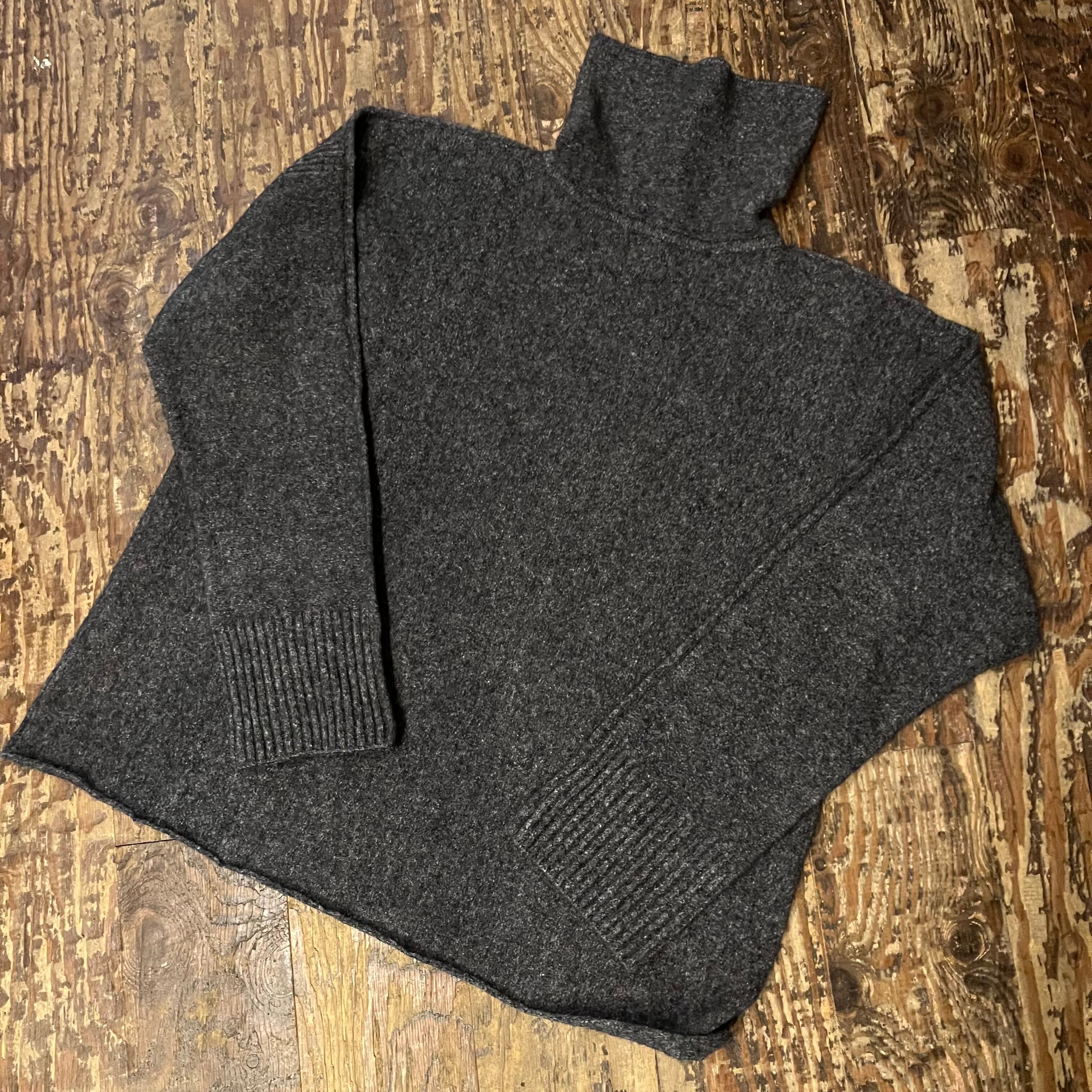 ISSEY MIYAKE イッセイミヤケ 24AW Turtleneck Knit IM43KN278 グレー 
