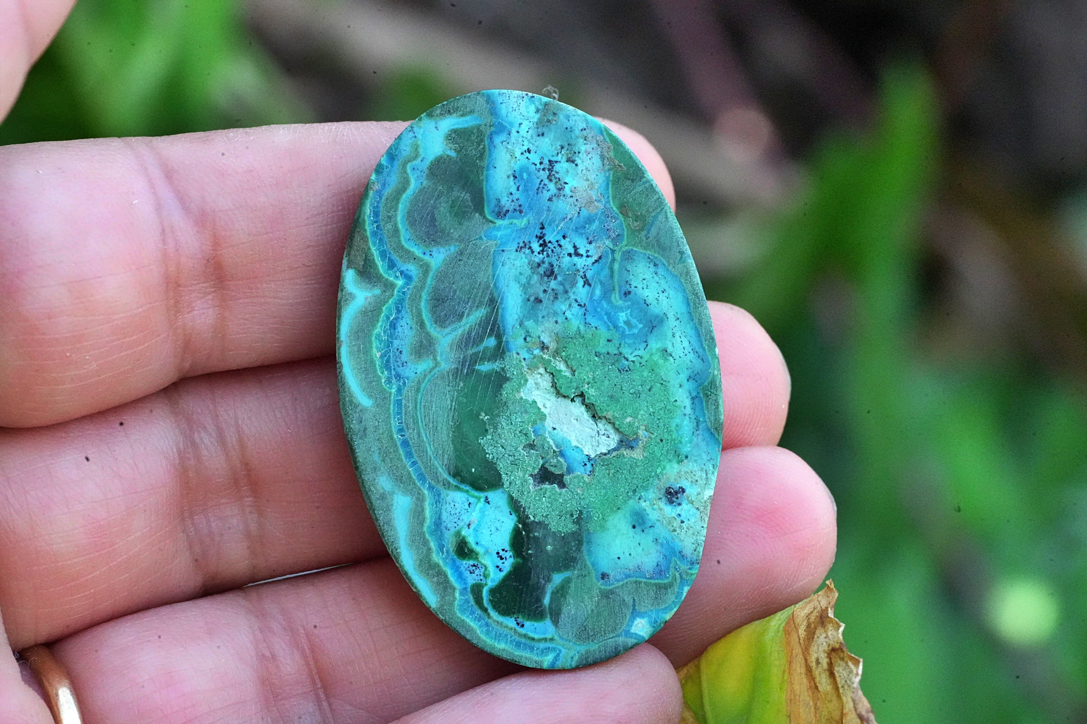 地球の芸術 クリソコラマラカイト s1602 | Funky garuda Stone