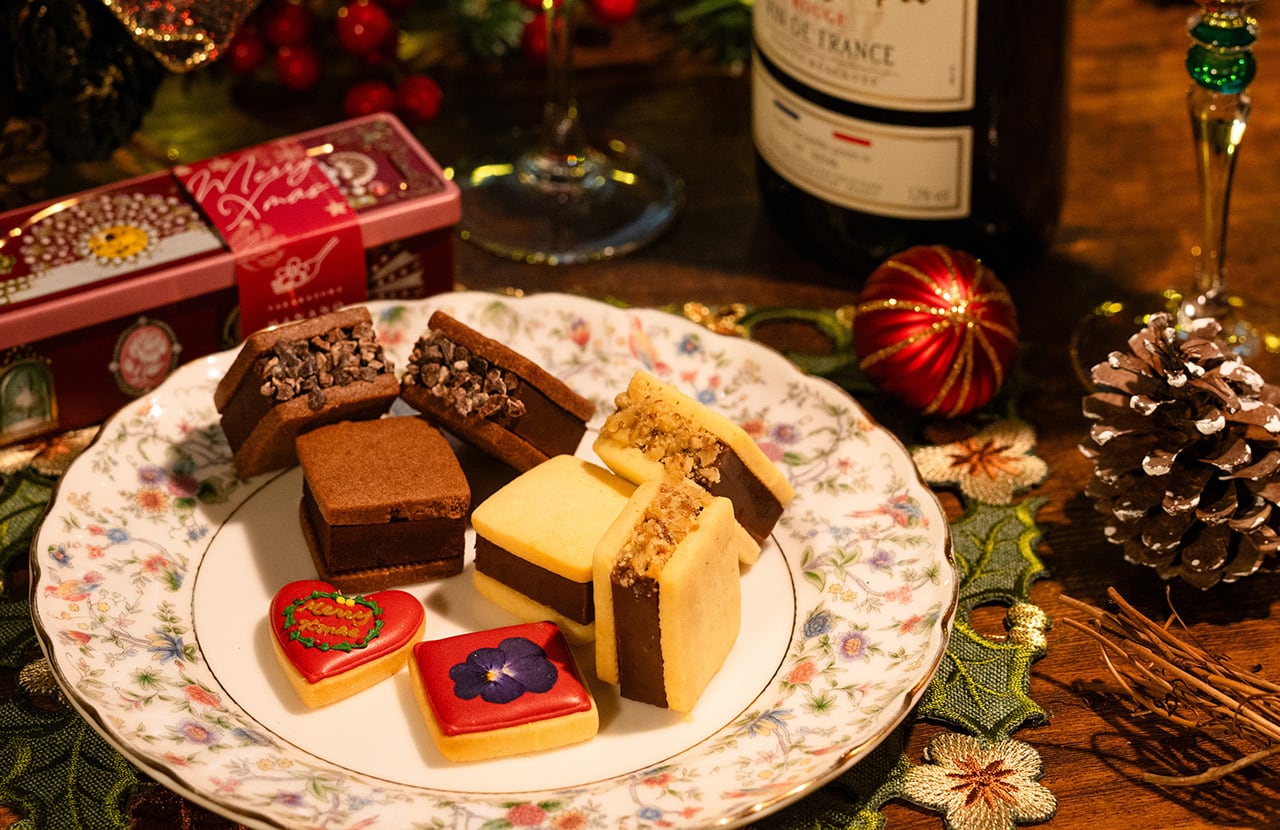 サンルイ 王室御用達◆赤花エナメル彩ビスケット クッキー バケット美品★レトロ感 サンルイ 王室御用達◇赤花エナメル彩ビスケット クッキー バケット美