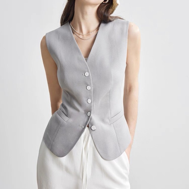 v-neck slim fit gilet  00261