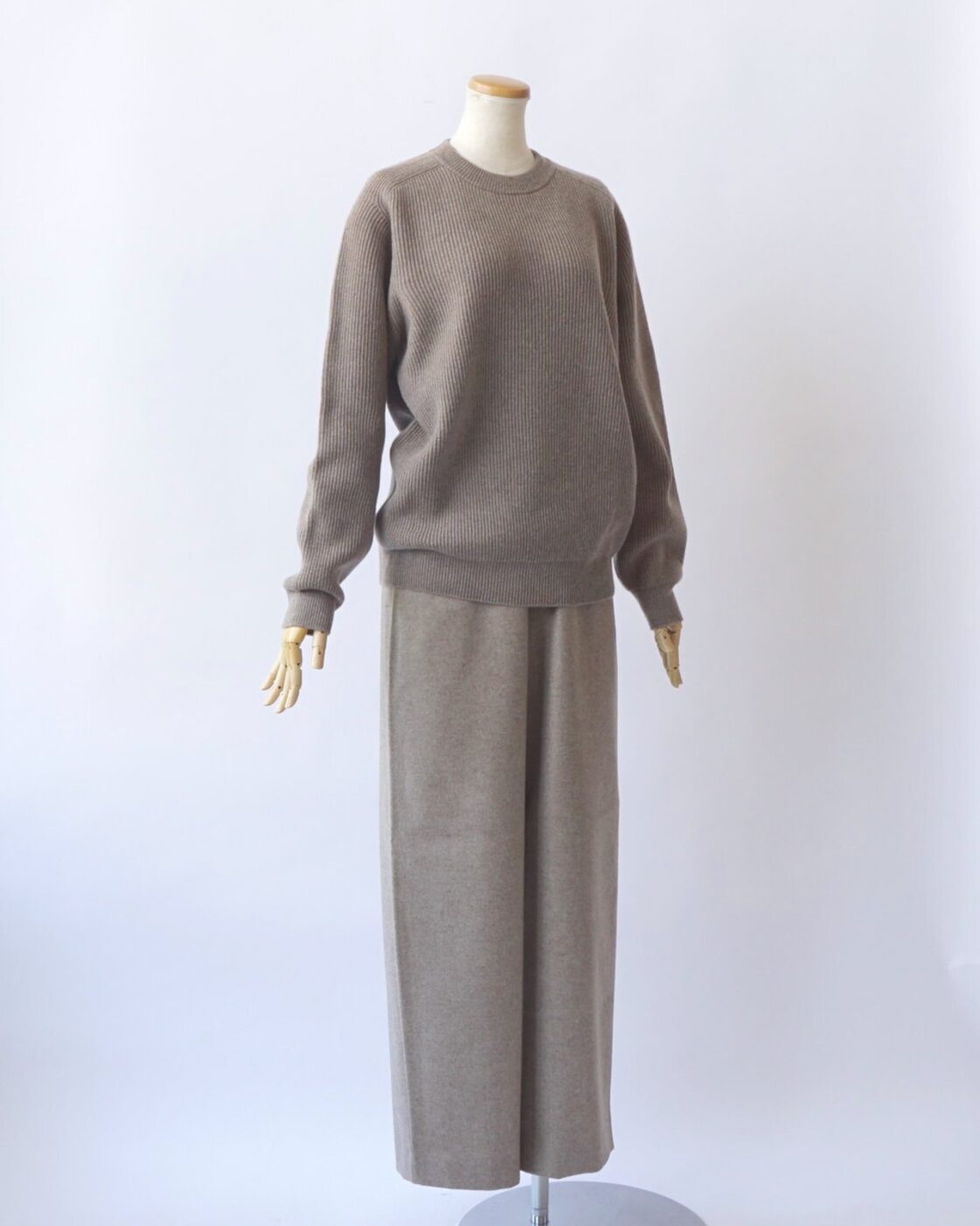 BATONER/バトナー・Essential INNOCENT CASHMERE RIB CREW NECK | Pay ID