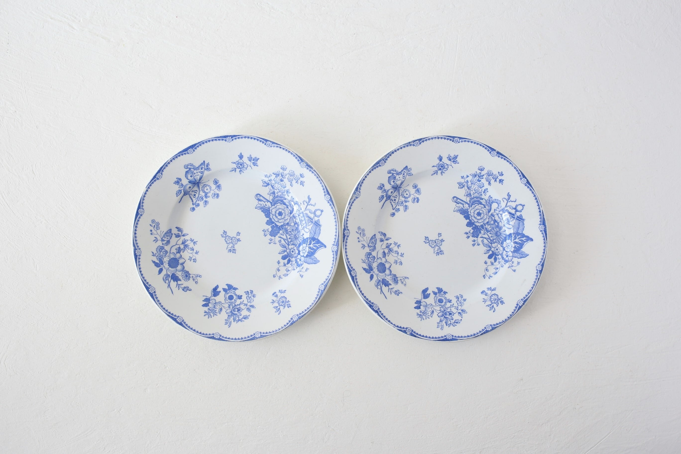 フランス アンティーク GIEN ジアン プレート ブルー スカラップ模様