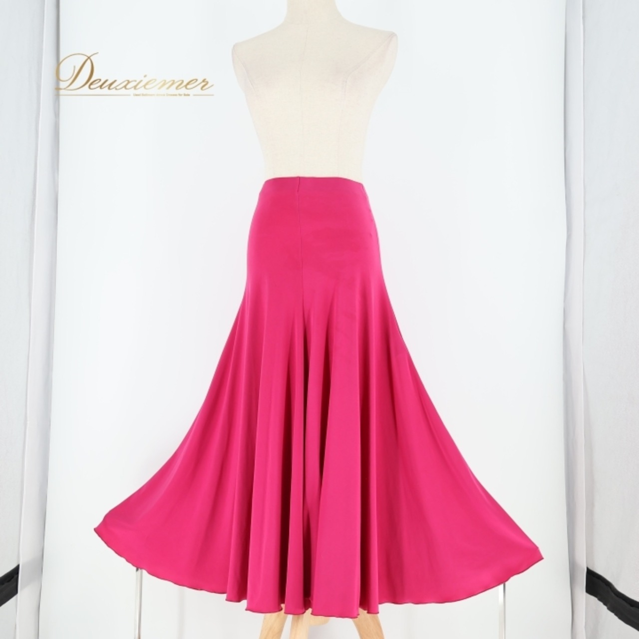 社交ダンス 衣装 スカート ピンク系 ジャンティ gentil 鮮やか 無地 シンプル 練習 レッスン 伸縮 ストレッチ 上品 かわいい ダンス衣装 ステージ イベント パーティー