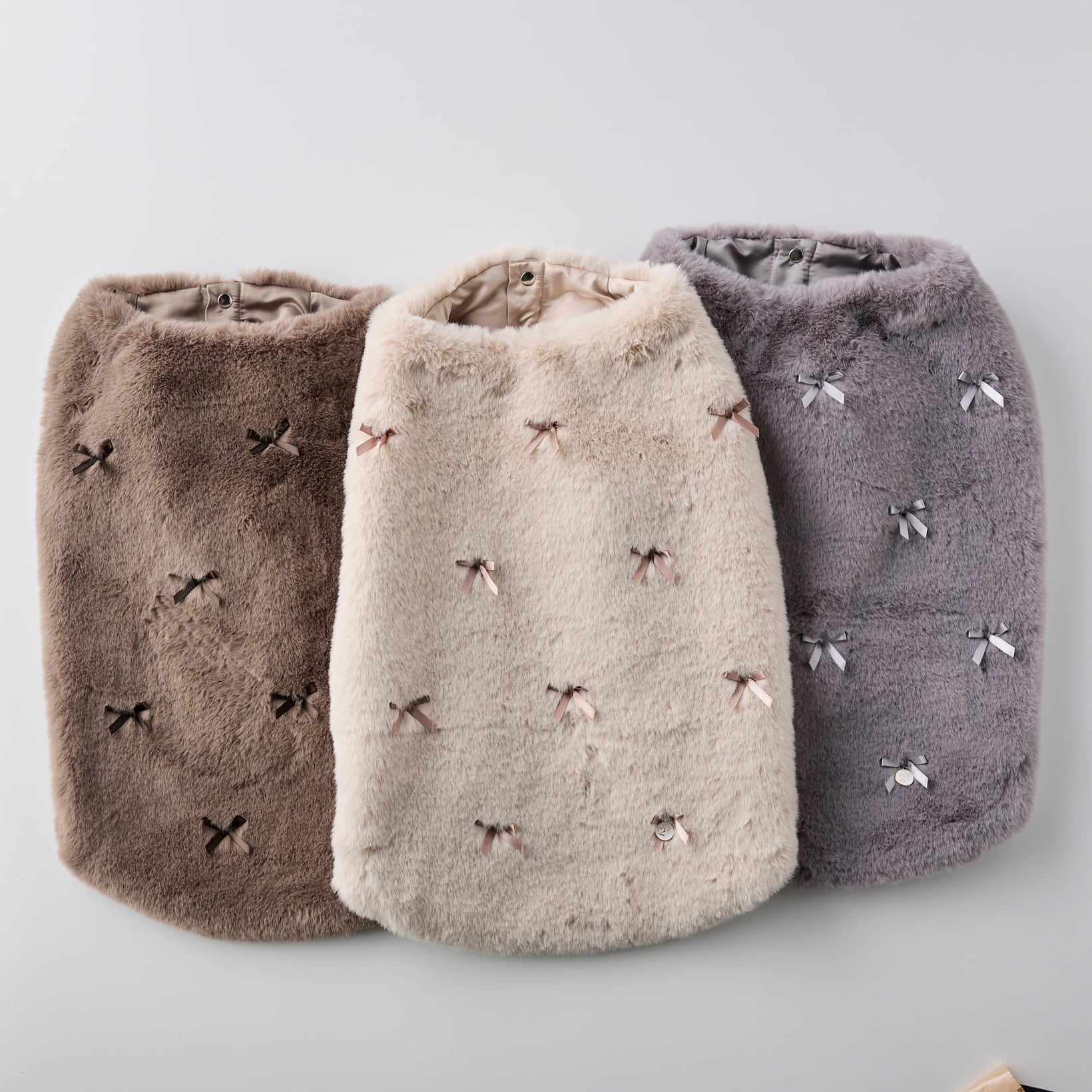 252511大型犬サイズ］ファーリボンベスト | 犬服ブランド 2e deuxieme