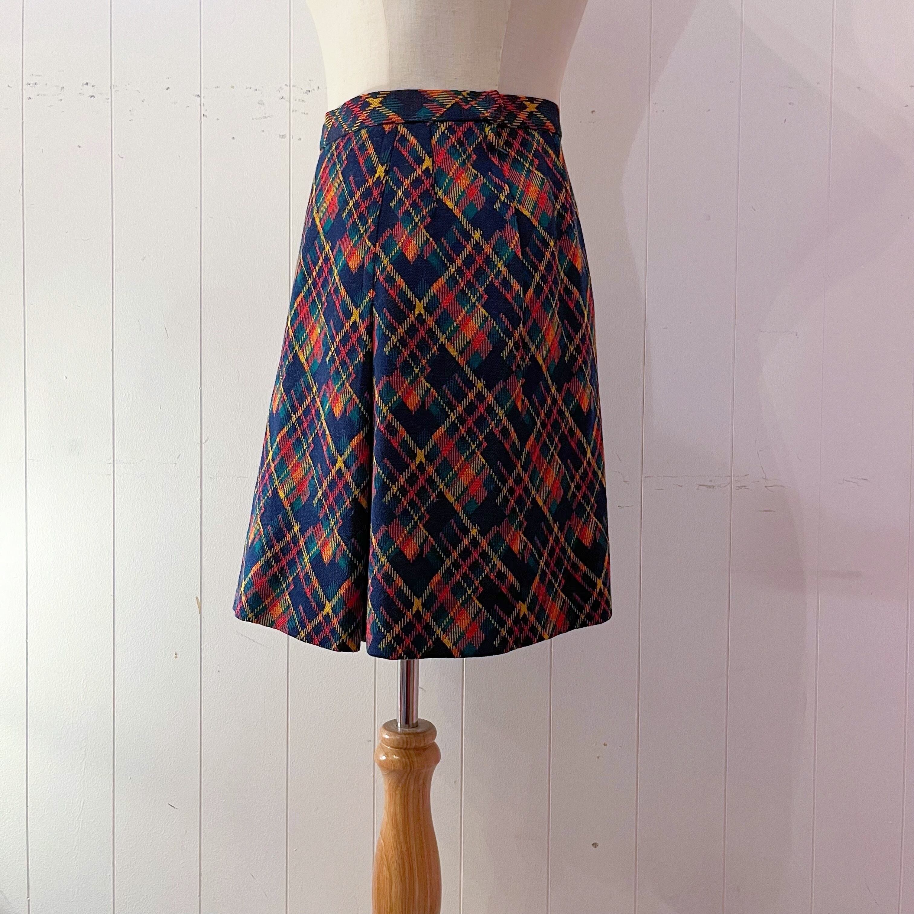 navy orange check mini tuck skirt