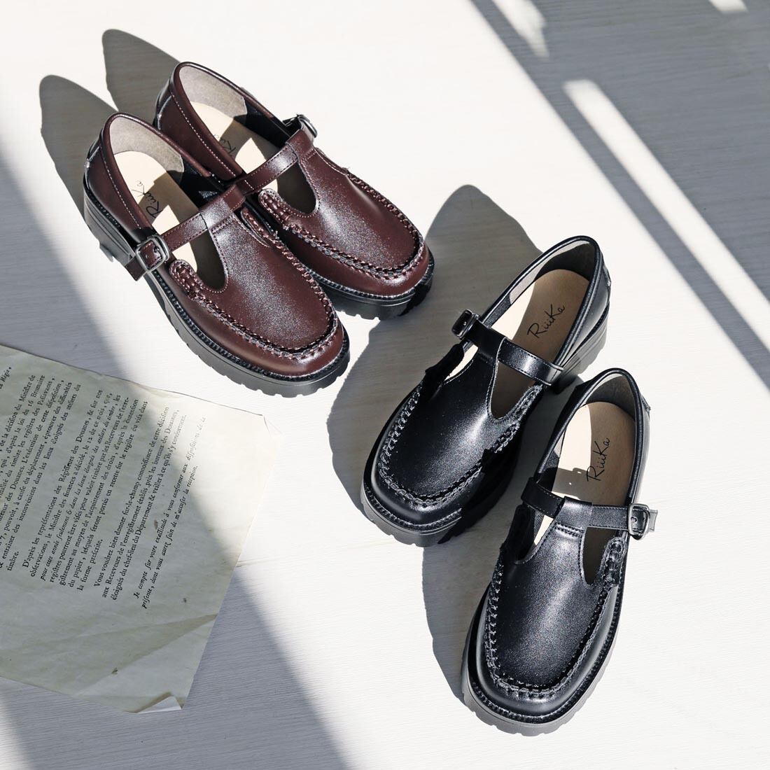 23春夏新作》厚底Ｔストラップシューズ（2カラー） | RiiiKa