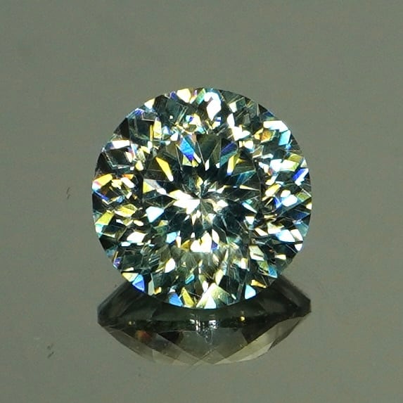 【Bright Brilliant Cut™️ “129 Facets” 】静寂を透かす、淡青の結晶 1.51ct天然 ブルージルコン