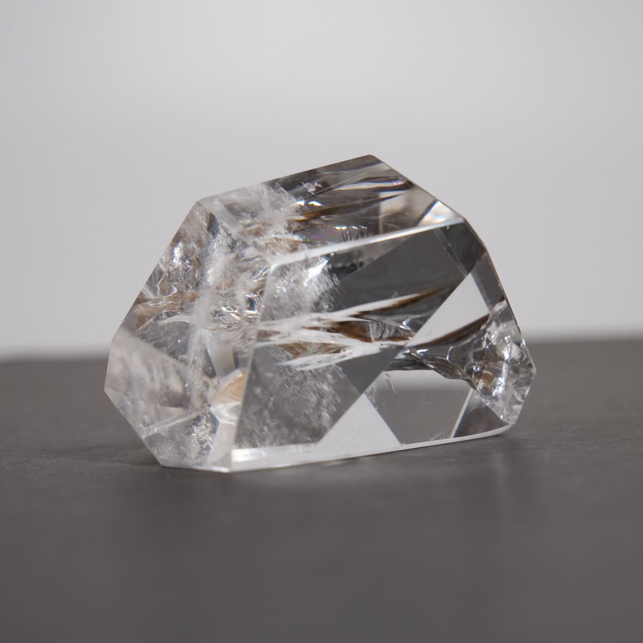 【天然石】アイリス水晶 特大フリーフォーム アイリス クォーツ 水晶 / フリーフォーム | ariife.公式