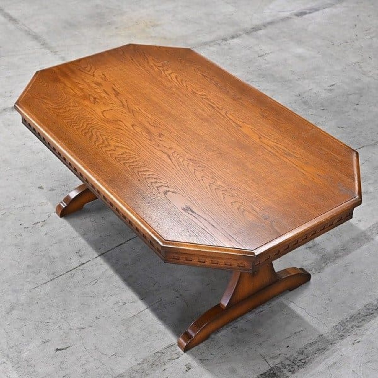 加藤木工 17万 ブルックス「センターテーブル1050」オーク材 収納 無垢 ダイニング リビング エレガント クラシカル 旭川家具 BROOKS【中古家具/中古インテリア/USED家具ユーズド家具/リサイクル】