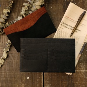 Passport Wallet / BLACK **パスポートも入るお財布