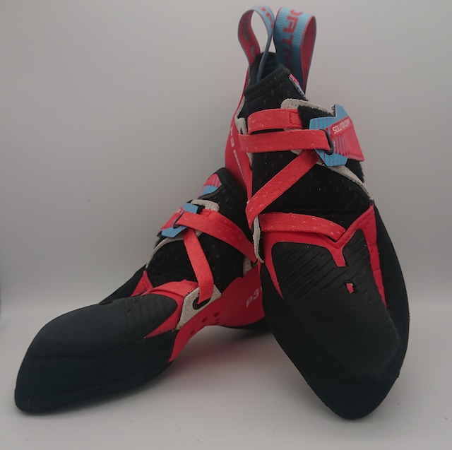 LA SPORTIVA スポルティバ SOLUTION COMP WOMANソリューションコンプウーマン【クライミングシューズ】