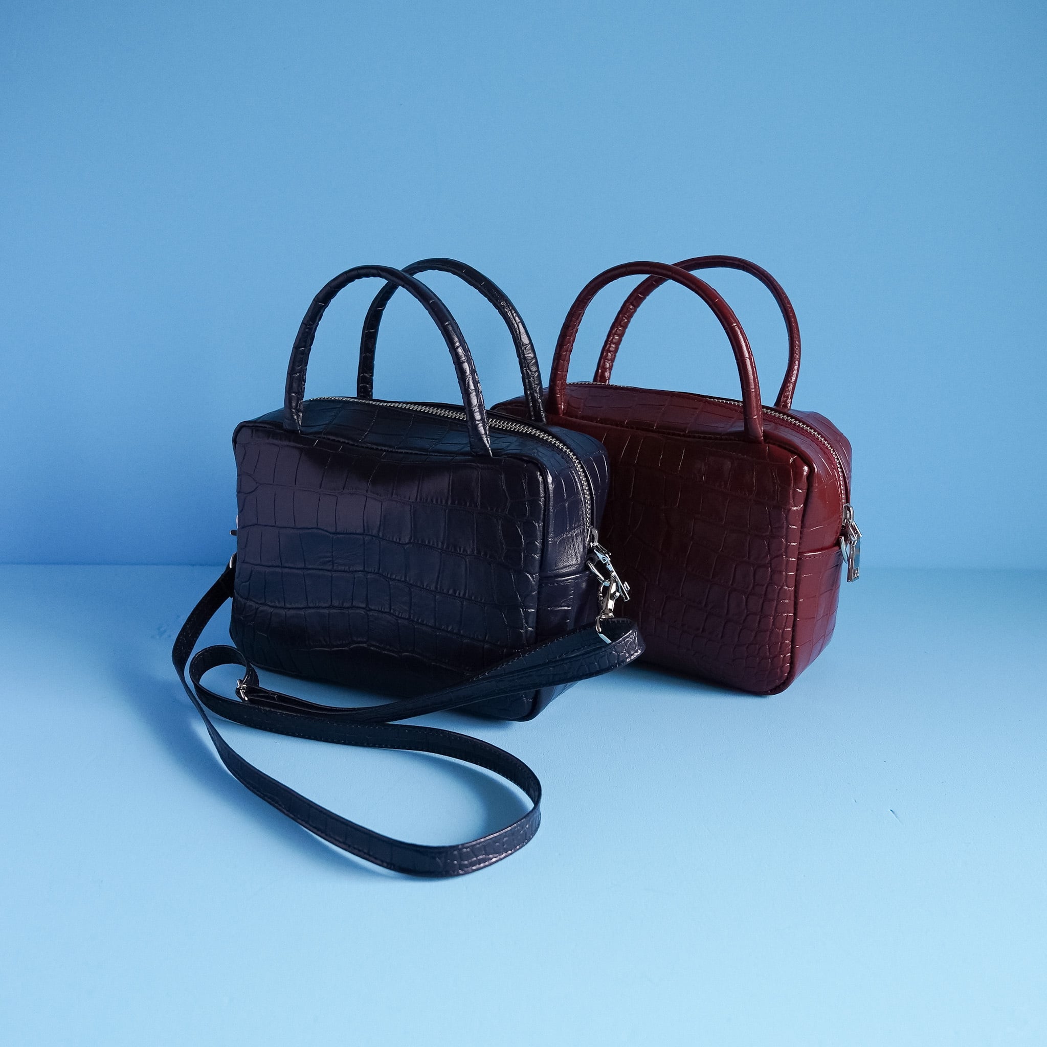 【関税込み】クロコダイル型押しレザー製The 99ショルダーバッグ kotty ショルダーストラップ クロコ型押しレザー | kotty