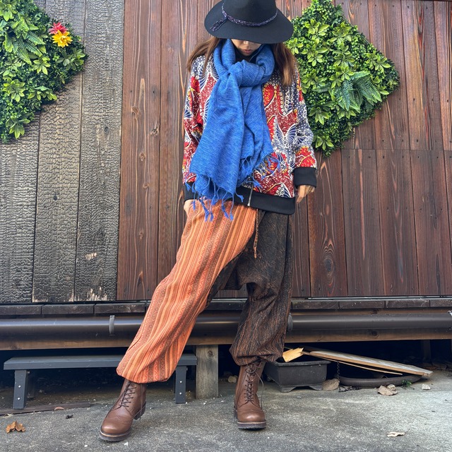 バタフライ柄パーカー