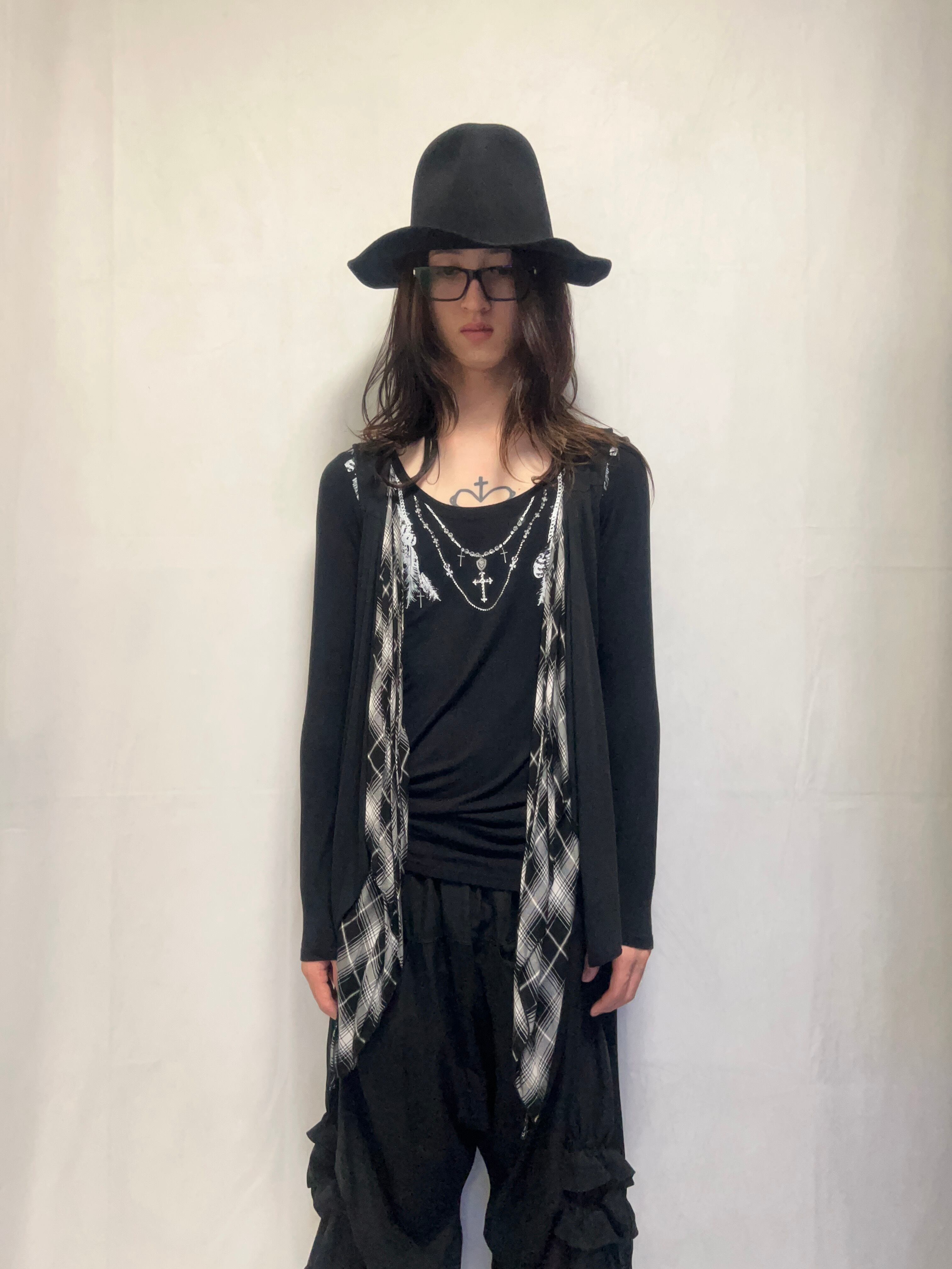 ブラックピースナウ BLACK PEACE いそがしく NOW チューブトップ