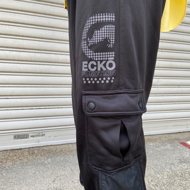 『送料無料』ecko エコー　カーゴジャージパンツ　黒　トラックパンツ　L サイドジップ