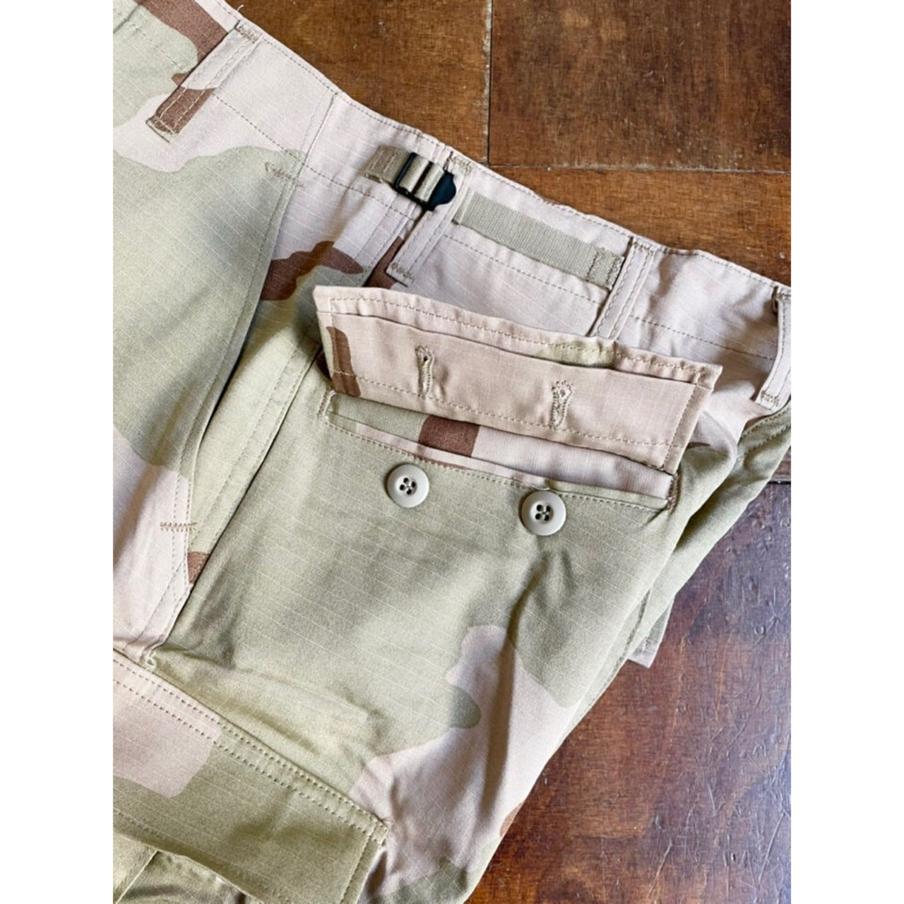 90s "DEAD STOCK" US ARMY DESERT CAMO BDU PANTS Size SMALL-REGULAR