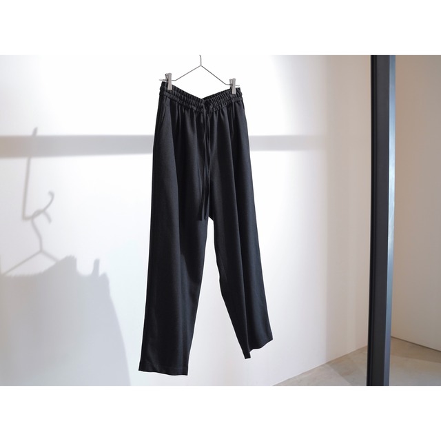 WIRROW / BOTANY WOOL DRAWSTRING PANTS -UNISEX- "CHACOAL"