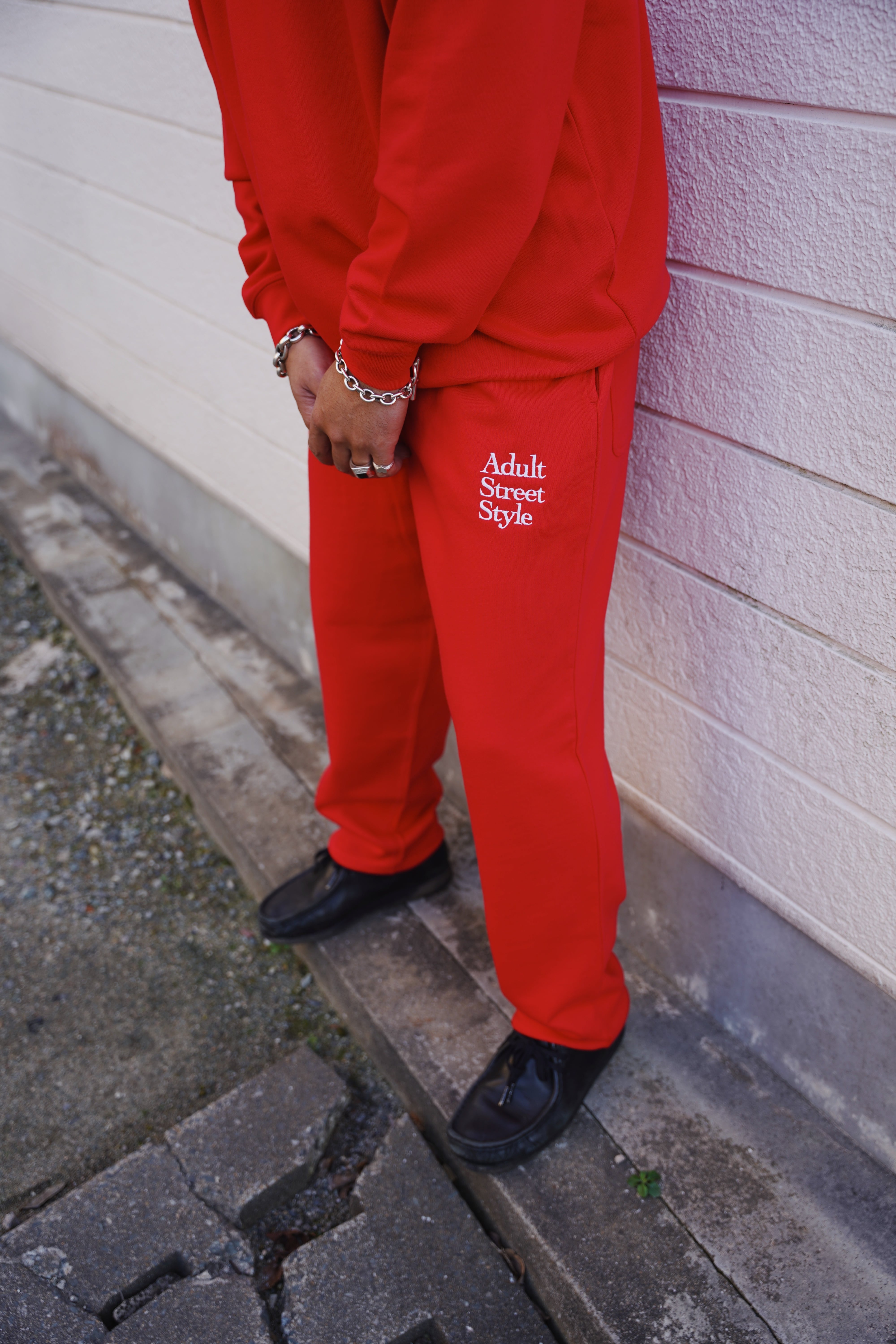 Mine&Mom. マイン&マム　トレーナー・パンツセットアップ MM ASS TEAM SWEAT SETUP RED | BEARD ROOM