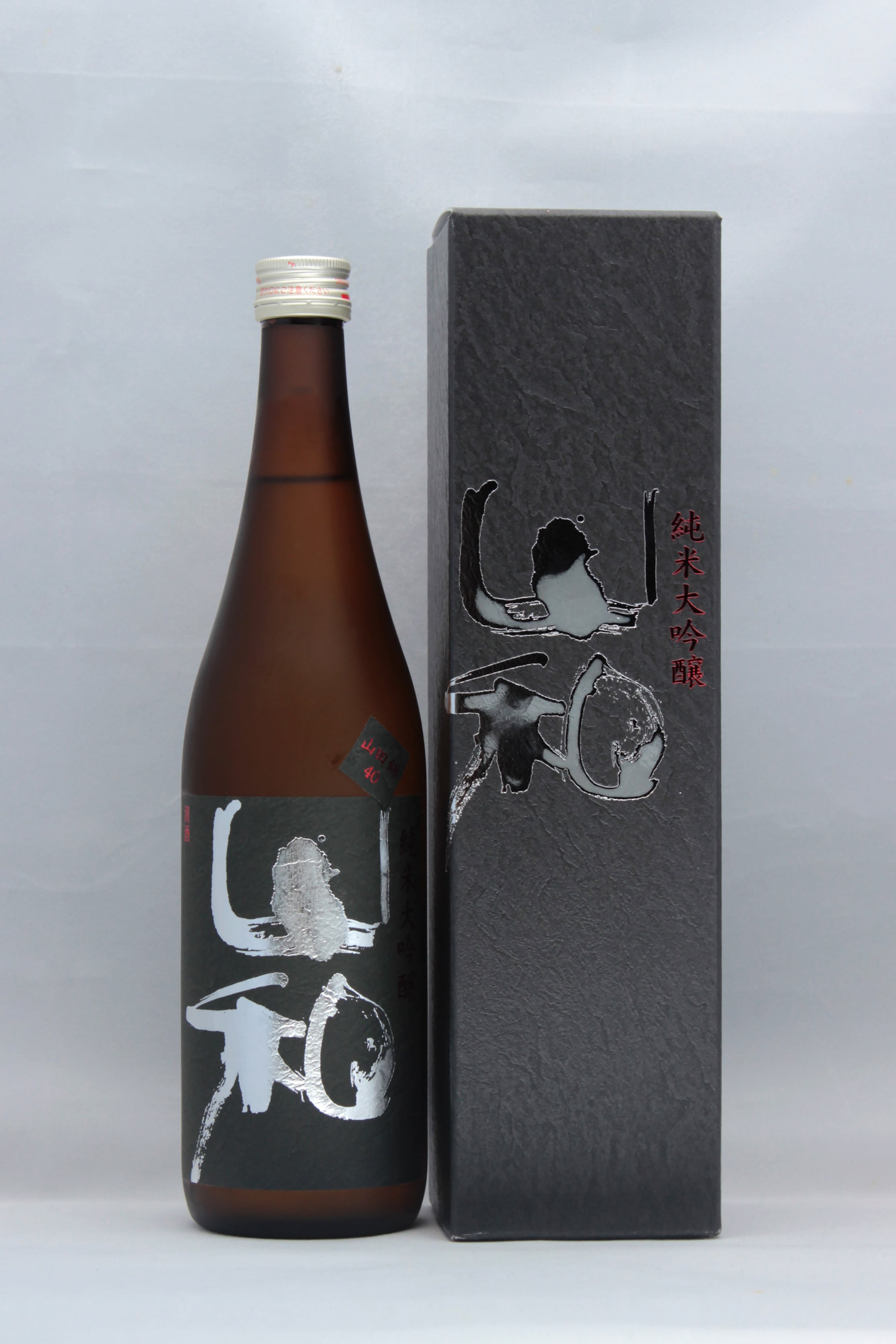 銘酒 | 亀の井酒造 箱付き 720ml 純米吟醸 亀の井酒造 箱付き 720ml 純米吟醸 亀の井酒造 和屋 store online 焼酎