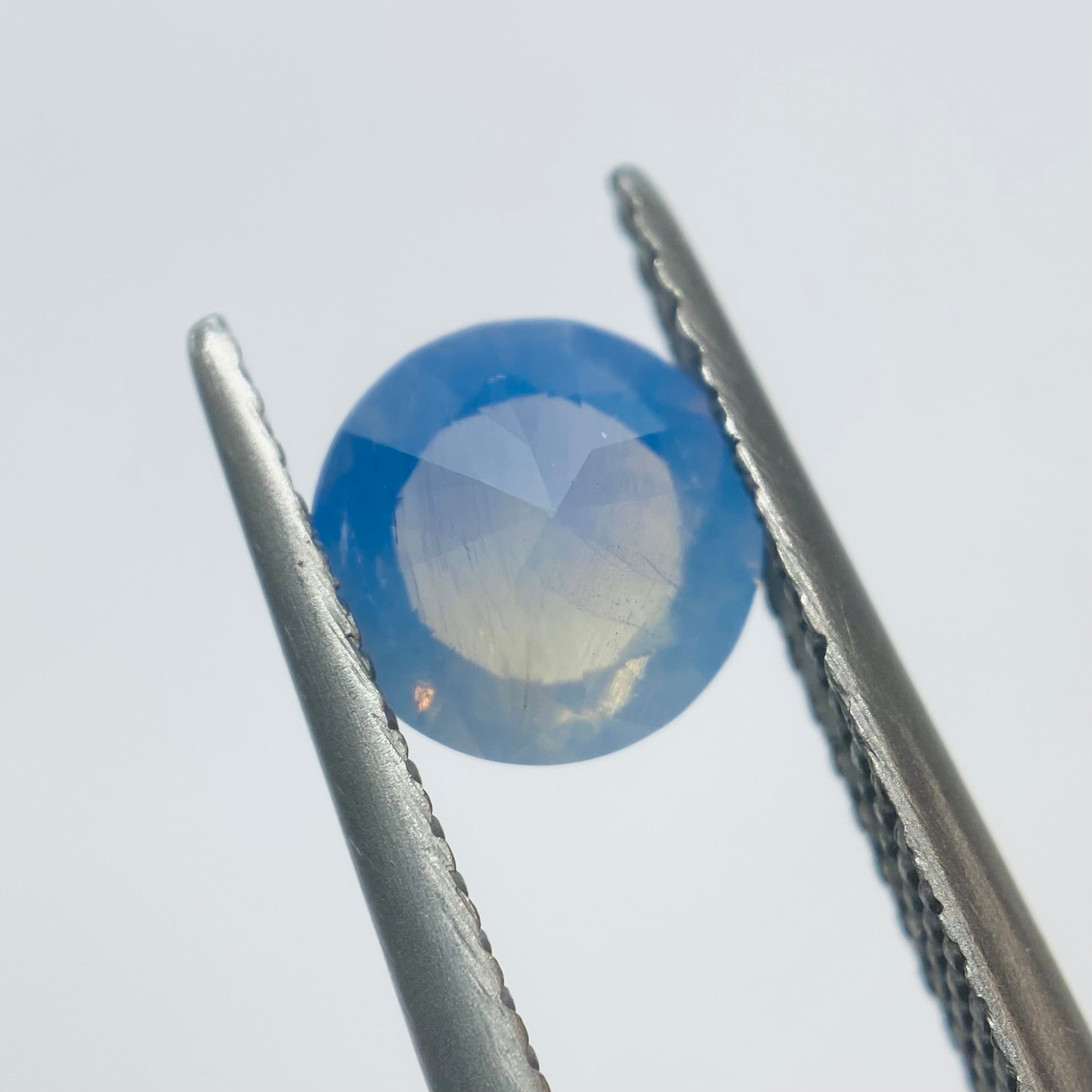 雨が止んだ空 サファイア