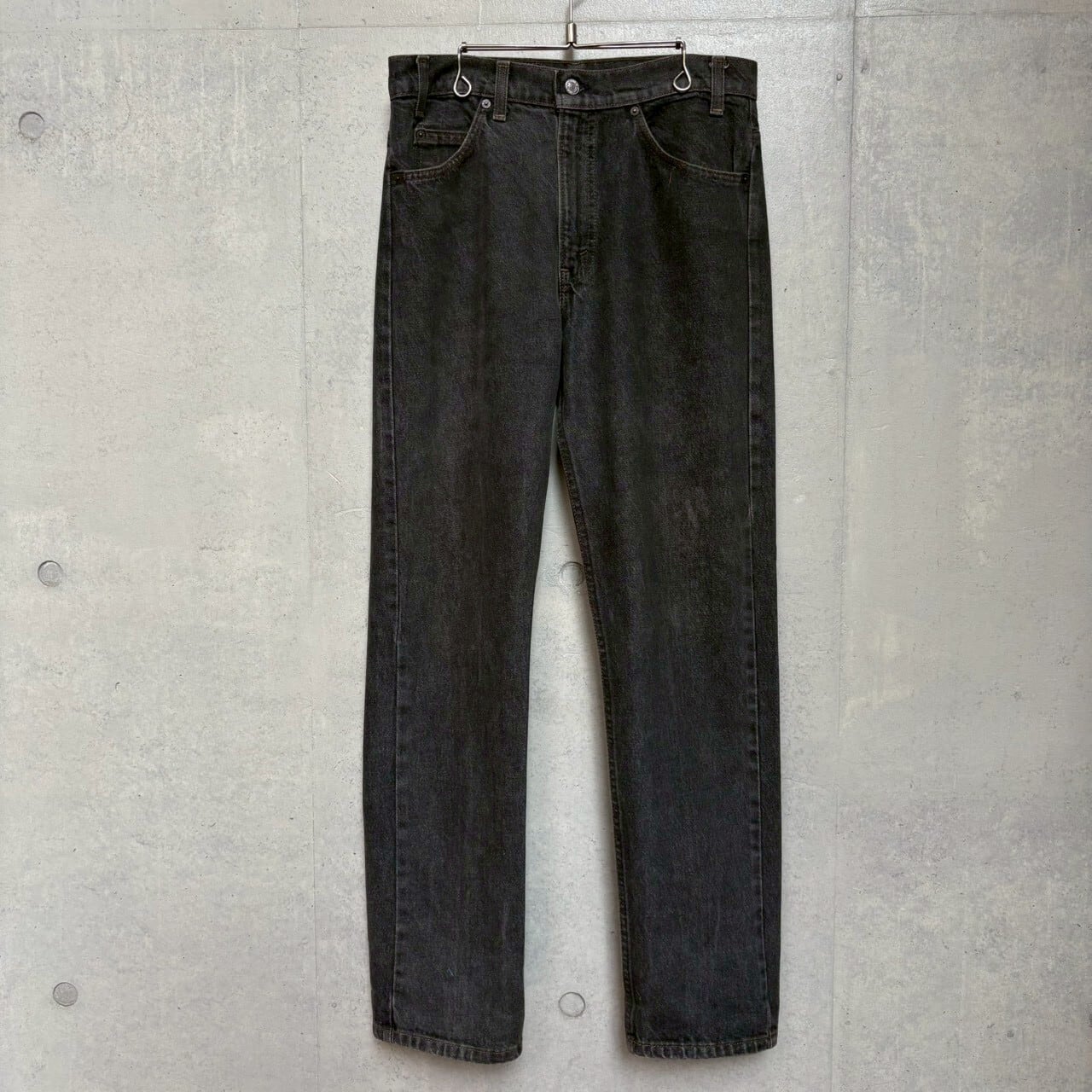 DOCKERS